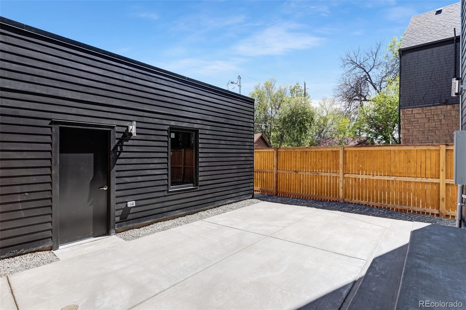 MLS Image #26 for 1446  stuart street,denver, Colorado