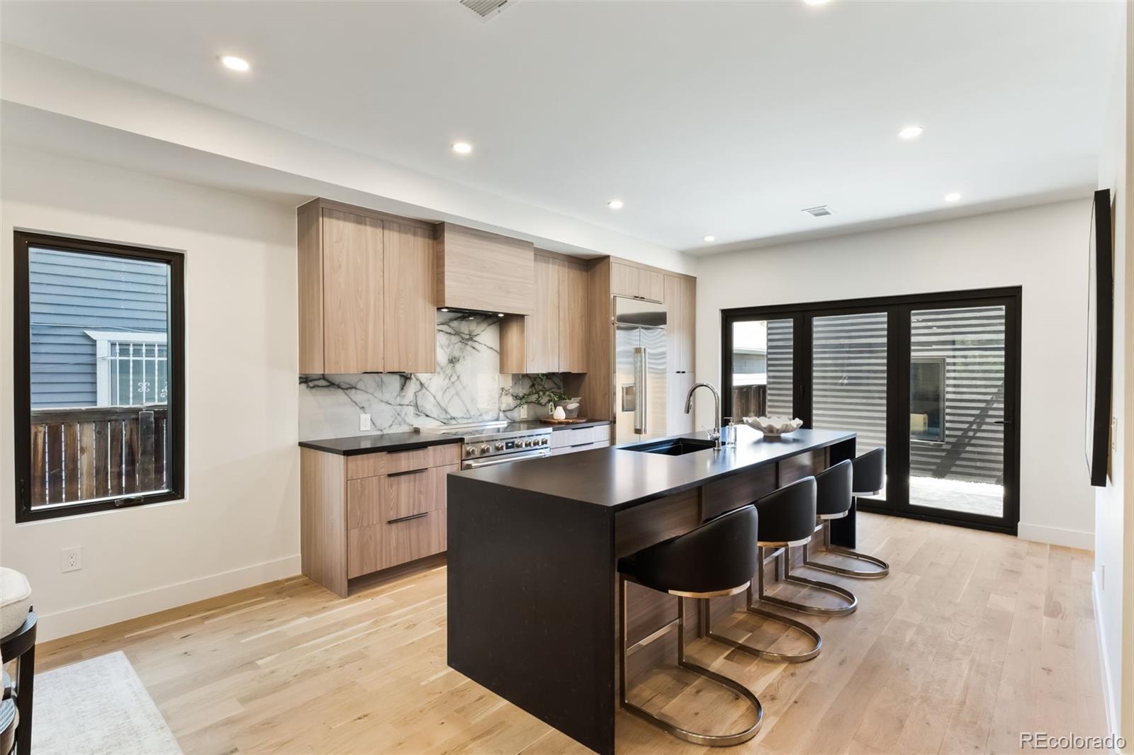 MLS Image #7 for 1446  stuart street,denver, Colorado