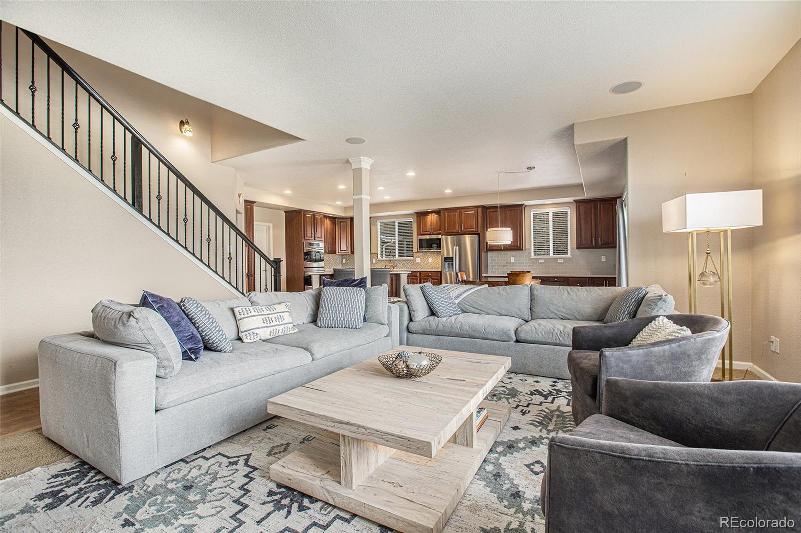 MLS Image #7 for 24871 e ontario drive,aurora, Colorado