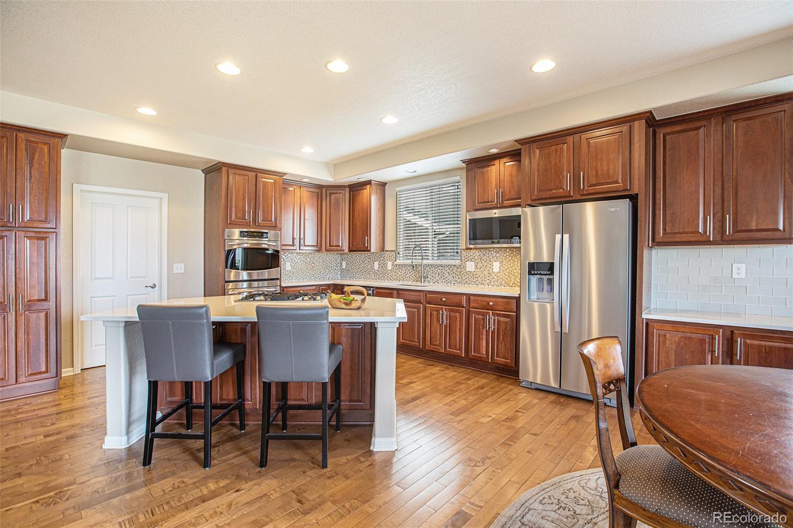 MLS Image #9 for 24871 e ontario drive,aurora, Colorado