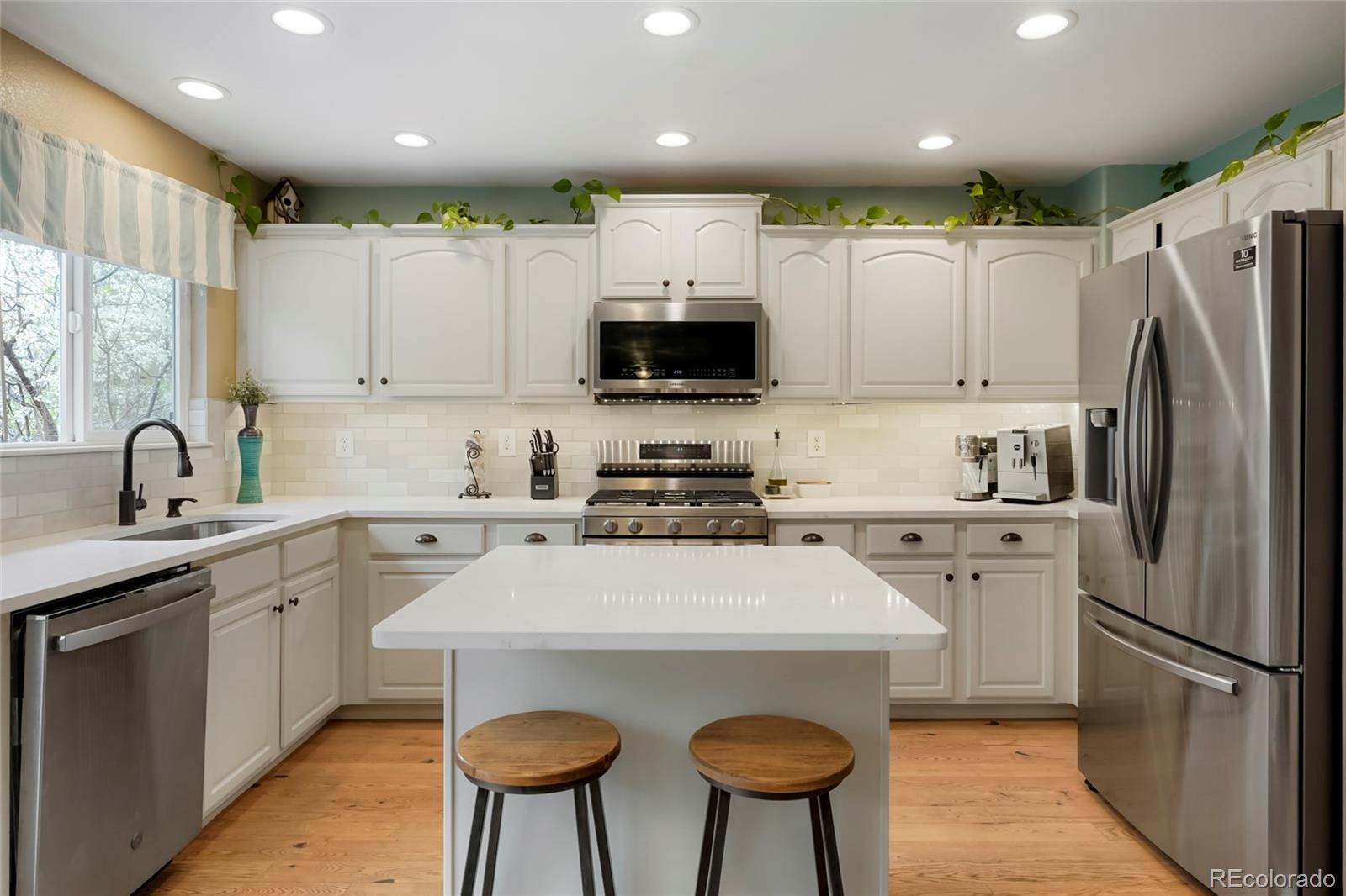 MLS Image #4 for 6090 s yampa street,aurora, Colorado