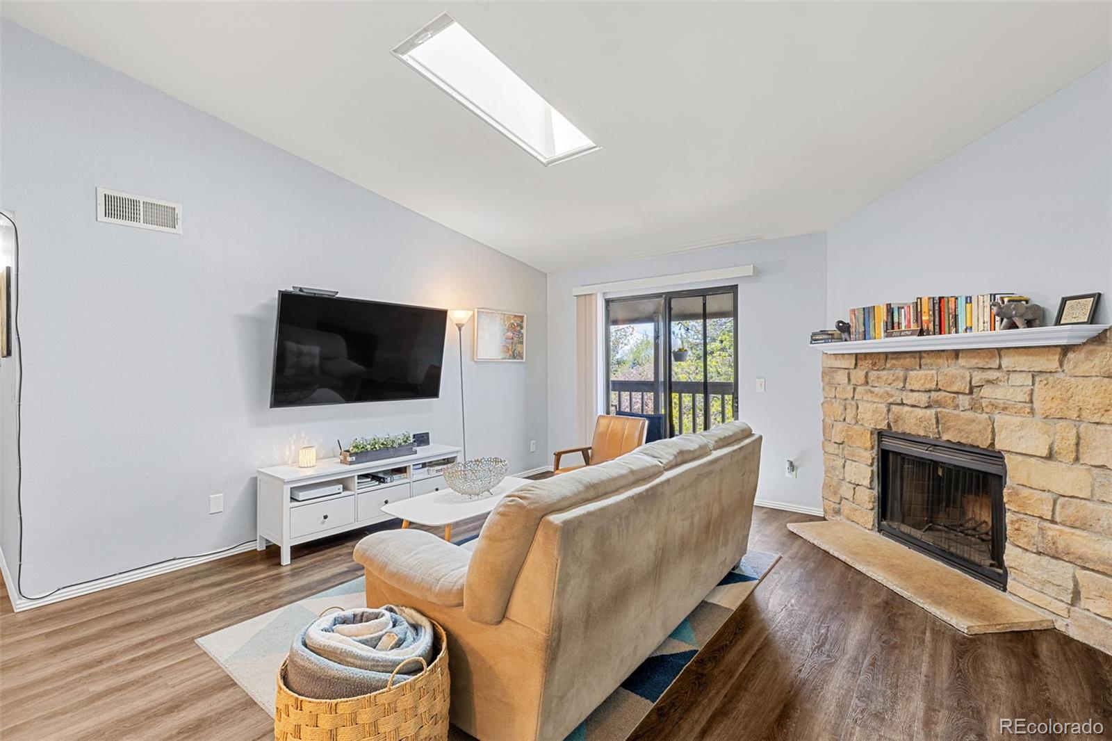 MLS Image #6 for 8225  fairmount drive 201,denver, Colorado