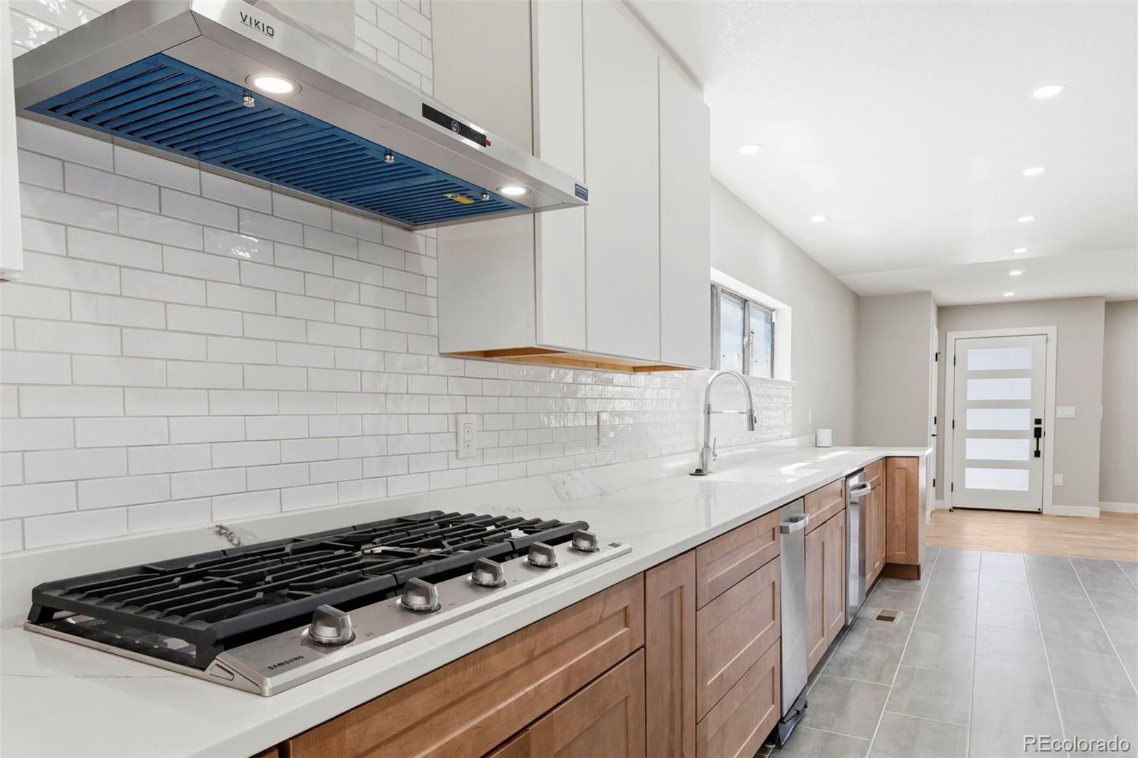 MLS Image #10 for 1720 s fairfax street,denver, Colorado
