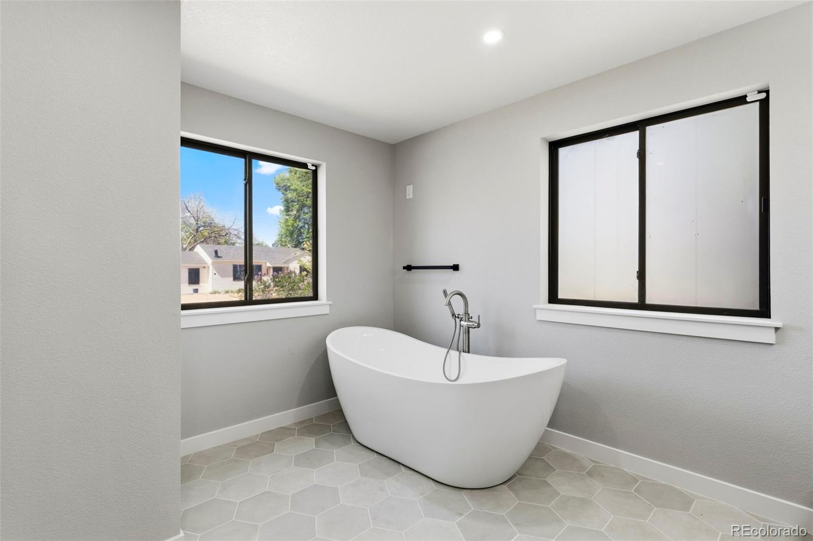 MLS Image #17 for 1720 s fairfax street,denver, Colorado