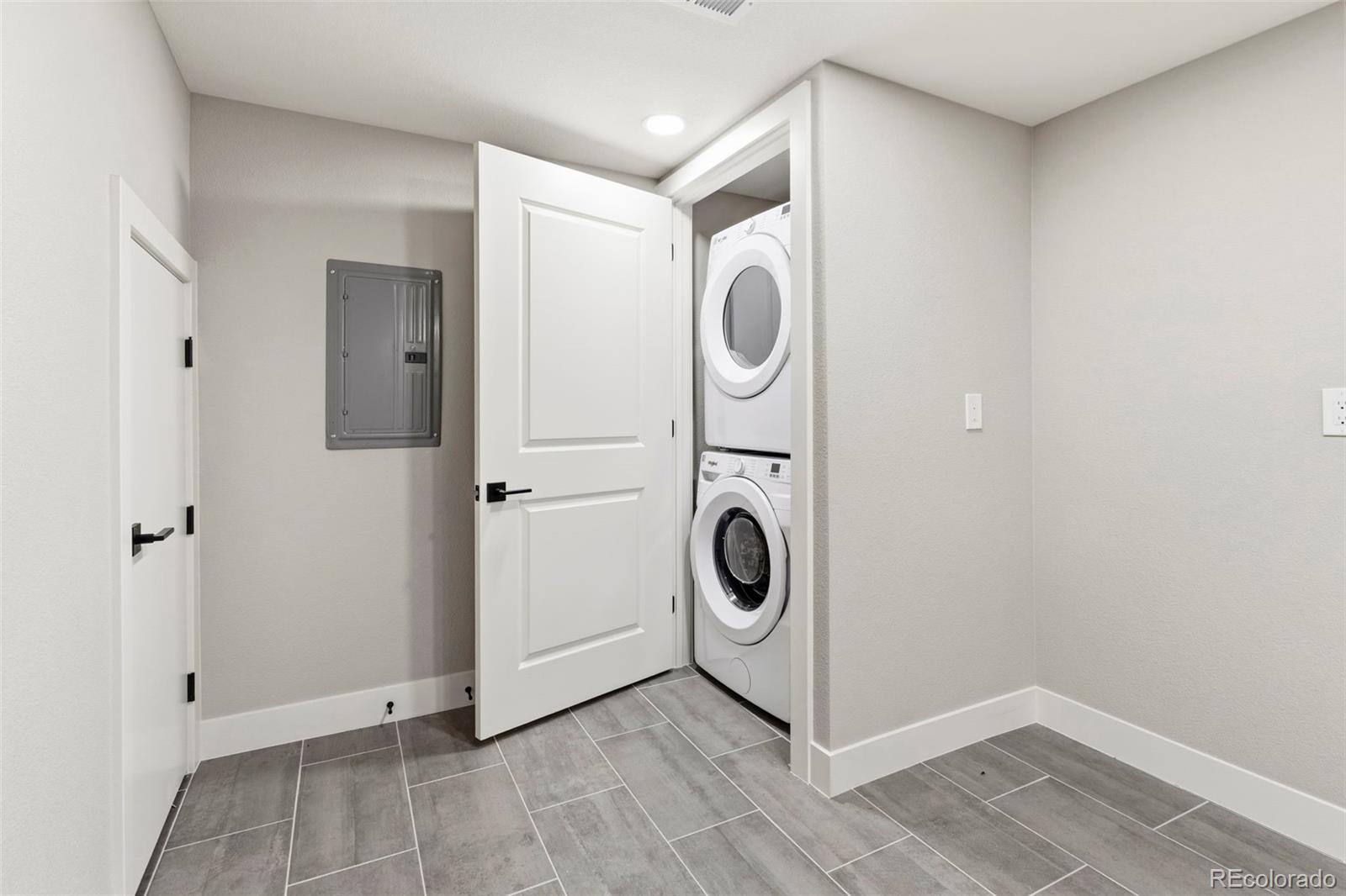 MLS Image #38 for 1720 s fairfax street,denver, Colorado