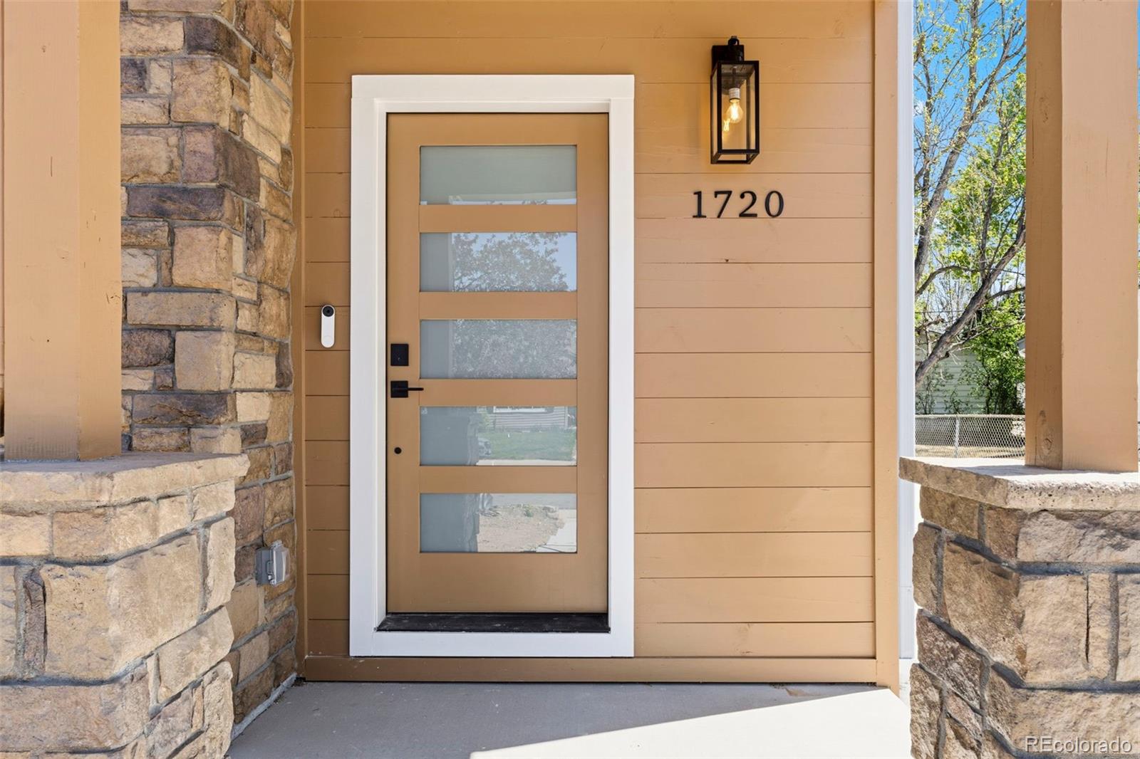 MLS Image #4 for 1720 s fairfax street,denver, Colorado