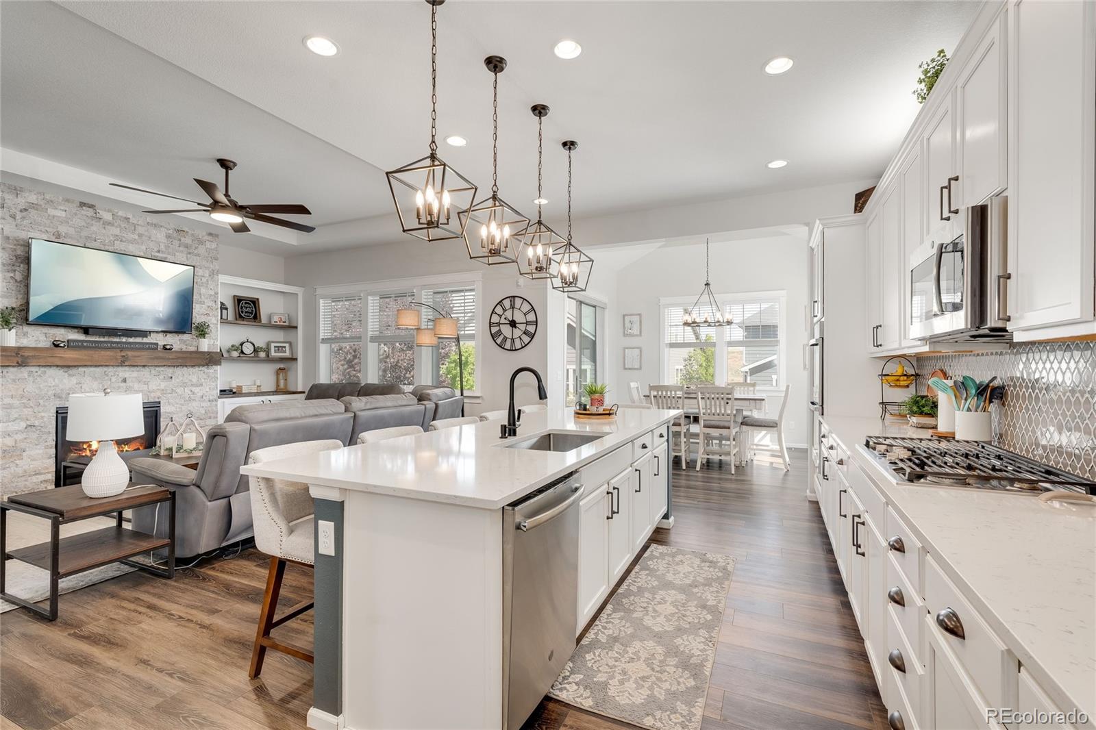 MLS Image #11 for 8477  arapahoe peak street,littleton, Colorado
