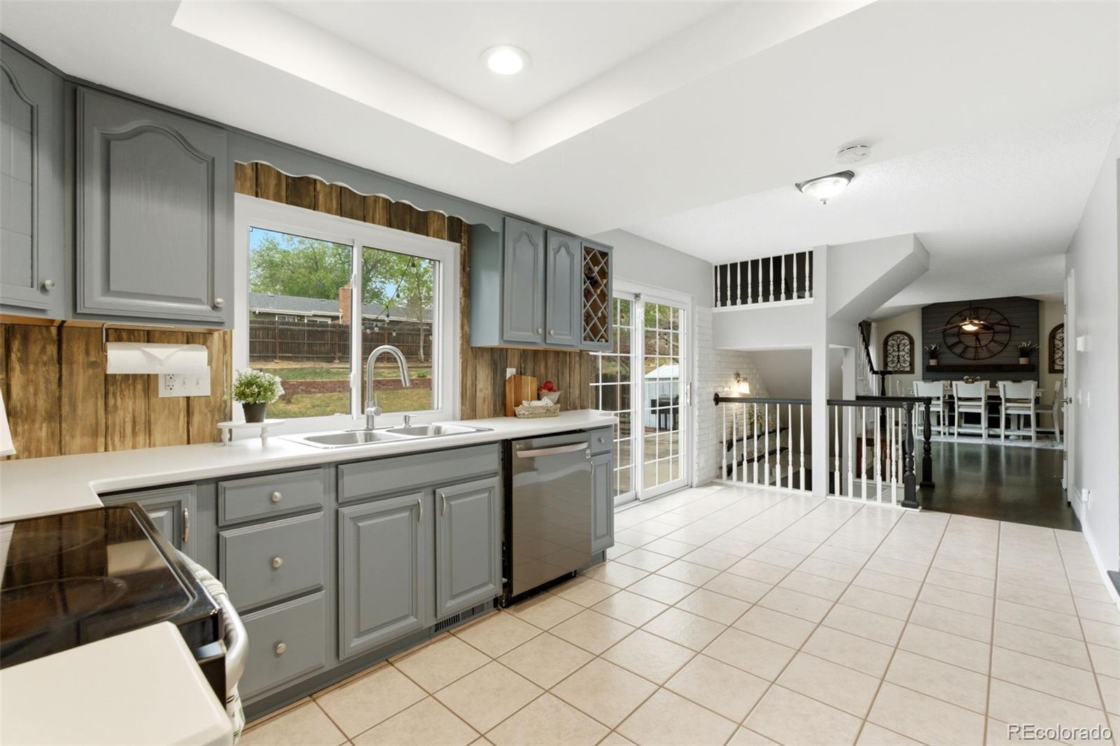 MLS Image #12 for 3877 s hannibal street,aurora, Colorado