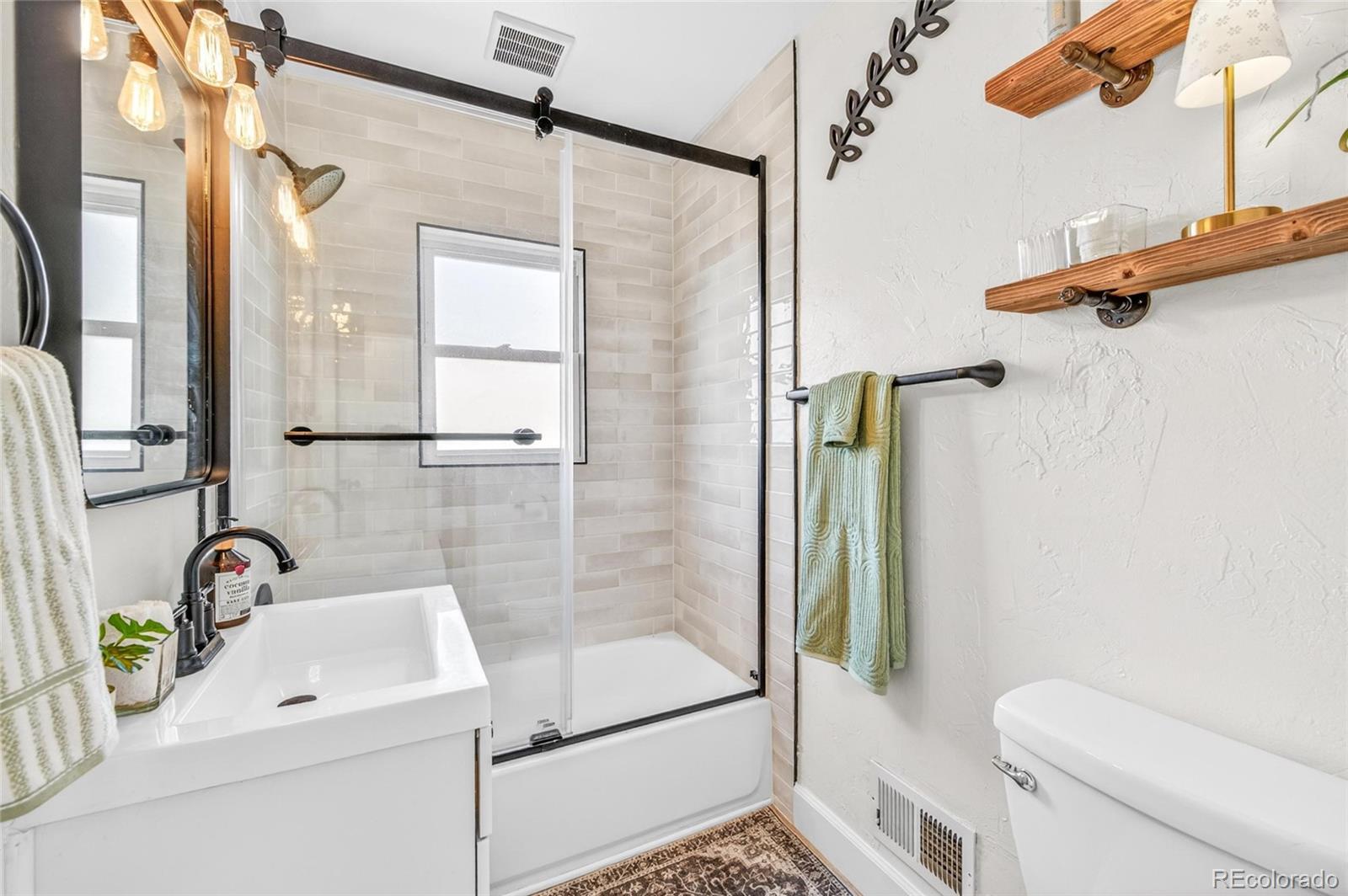 MLS Image #13 for 2518 w 8th street,greeley, Colorado