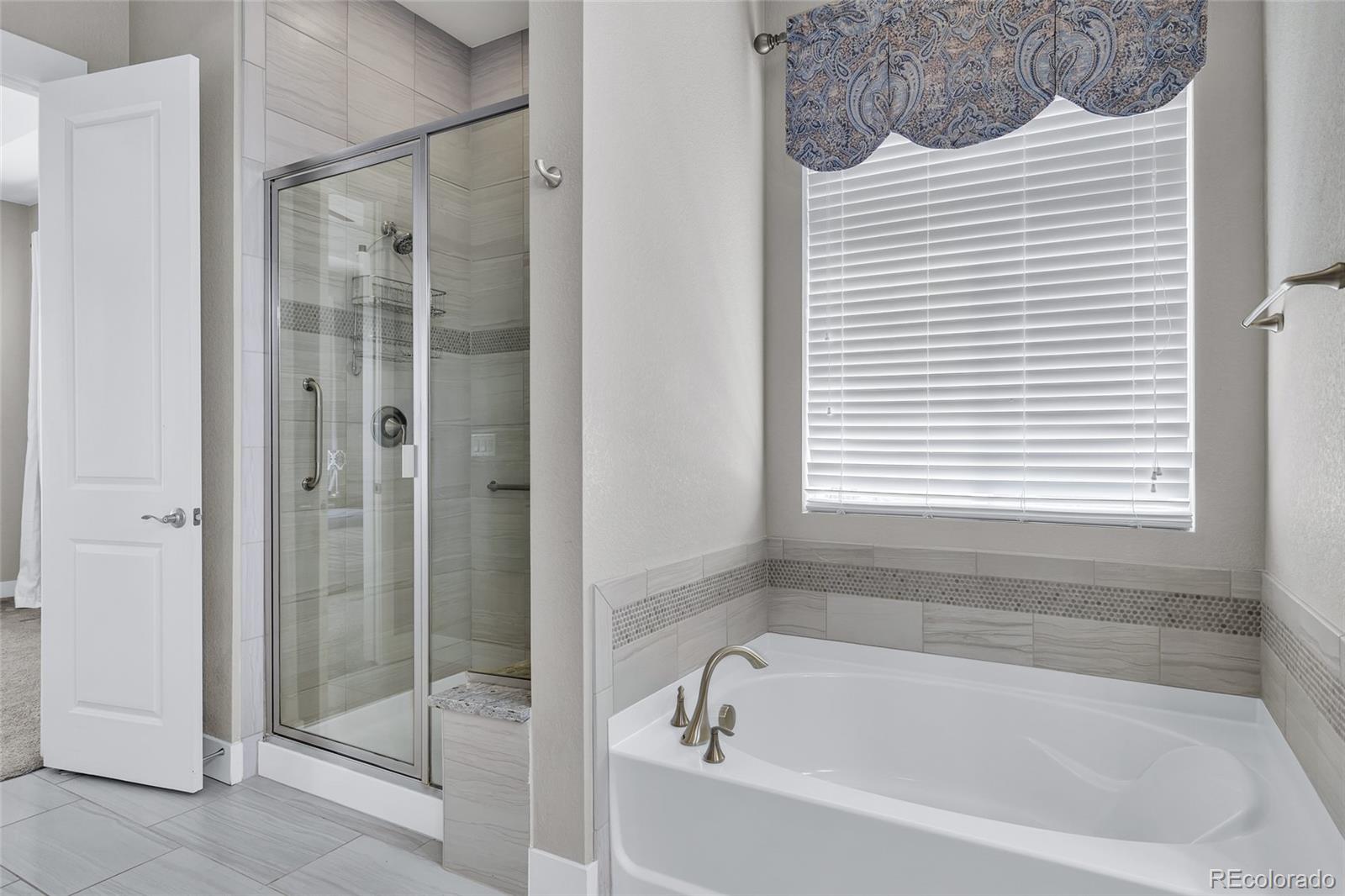 MLS Image #29 for 7930 s flat rock way,aurora, Colorado