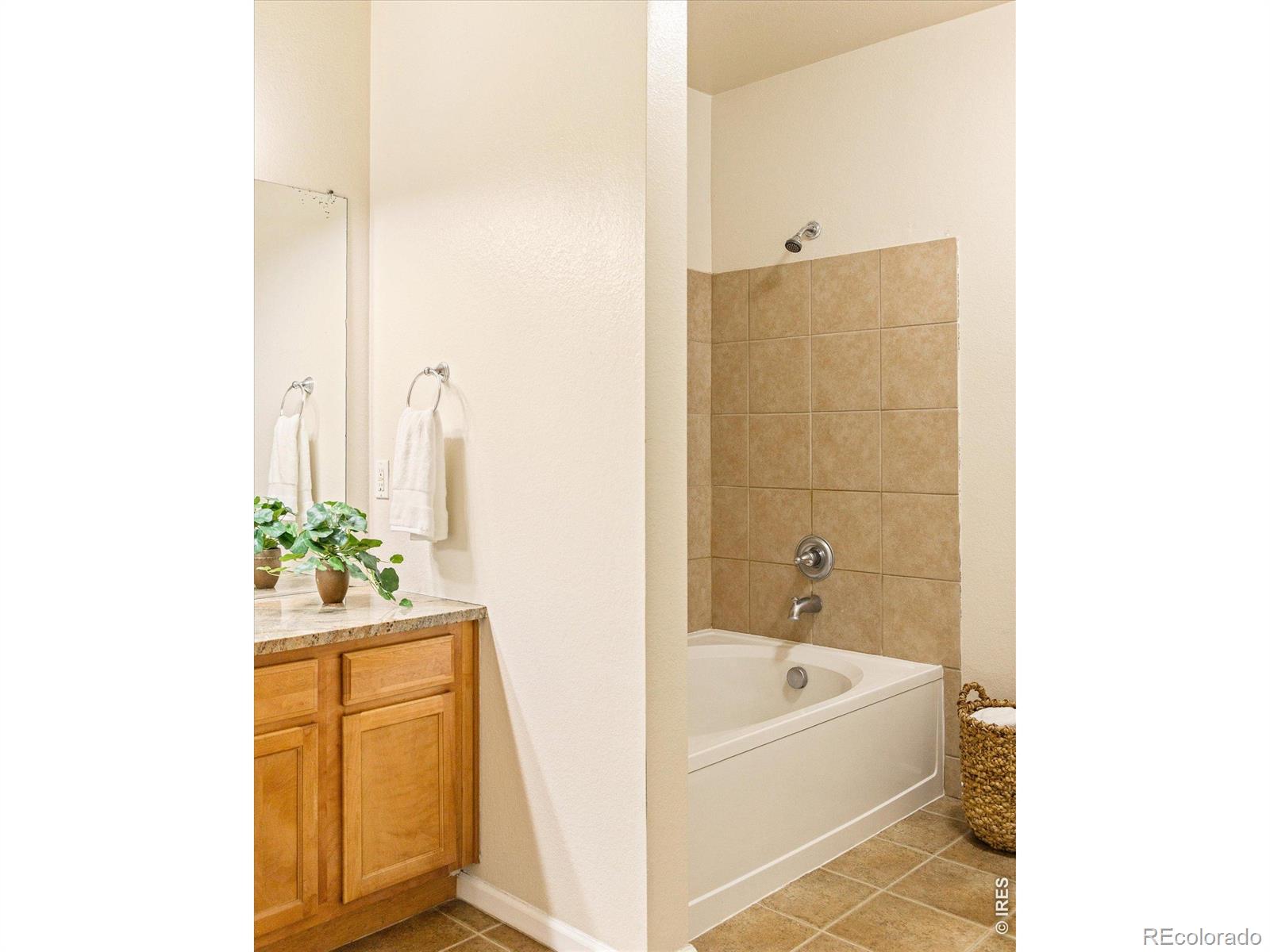 MLS Image #22 for 2900  blue sky circle,erie, Colorado