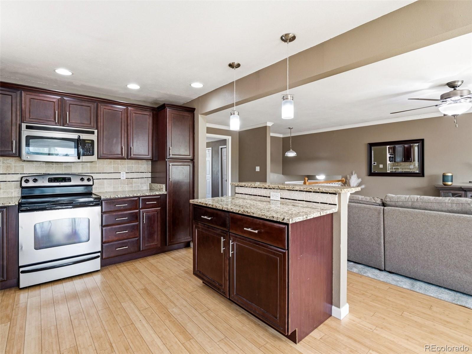 MLS Image #11 for 8928 w 65th avenue,arvada, Colorado