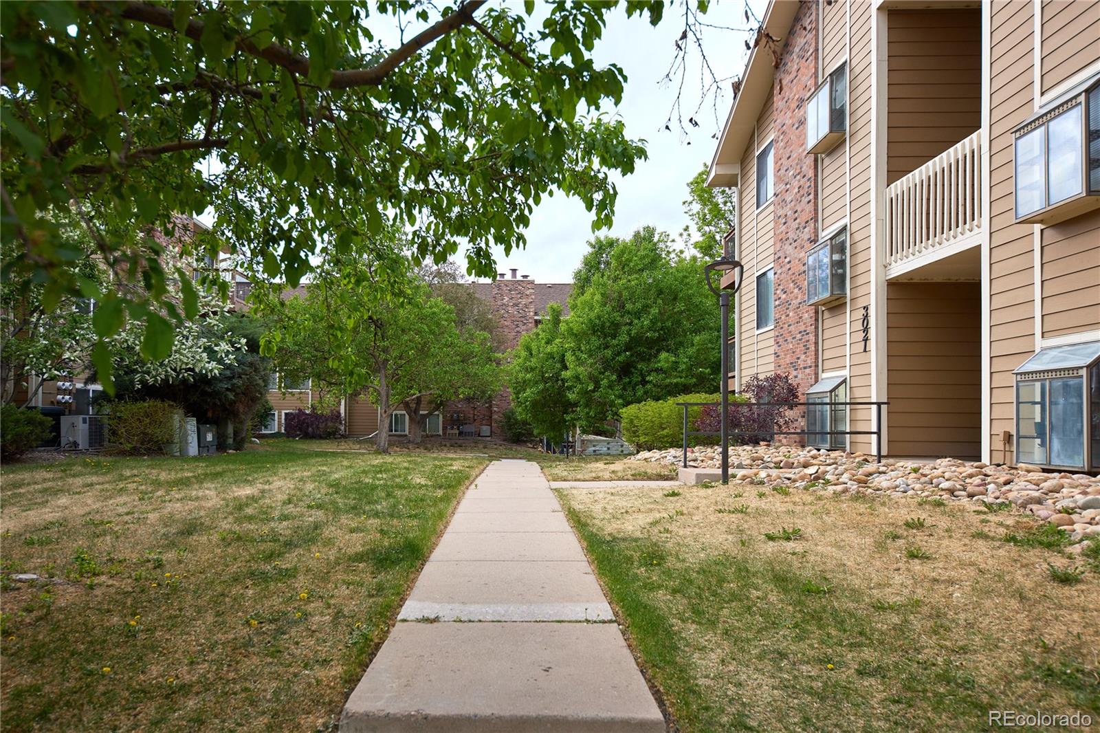 MLS Image #1 for 3021 s ursula circle 301,aurora, Colorado