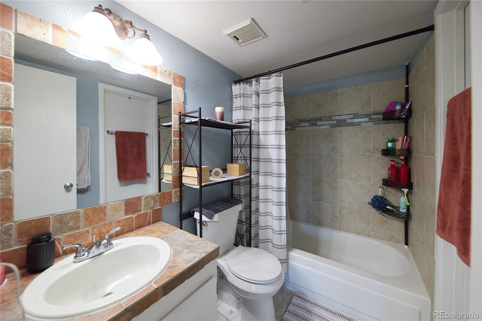 MLS Image #13 for 3021 s ursula circle 301,aurora, Colorado