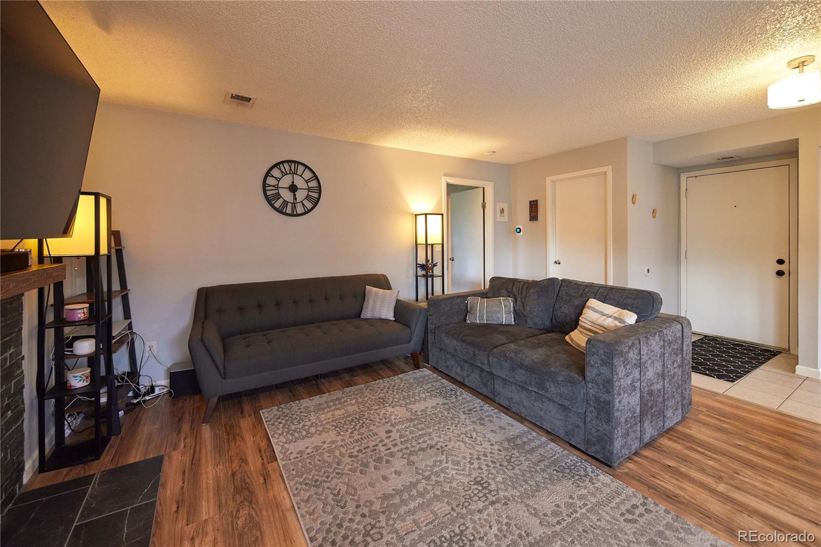 MLS Image #2 for 3021 s ursula circle 301,aurora, Colorado