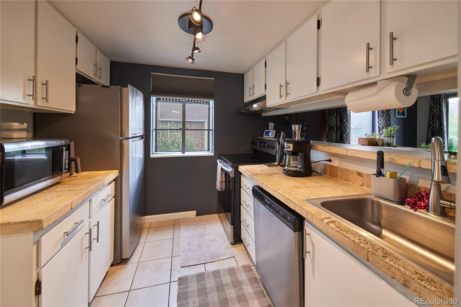 MLS Image #7 for 3021 s ursula circle 301,aurora, Colorado
