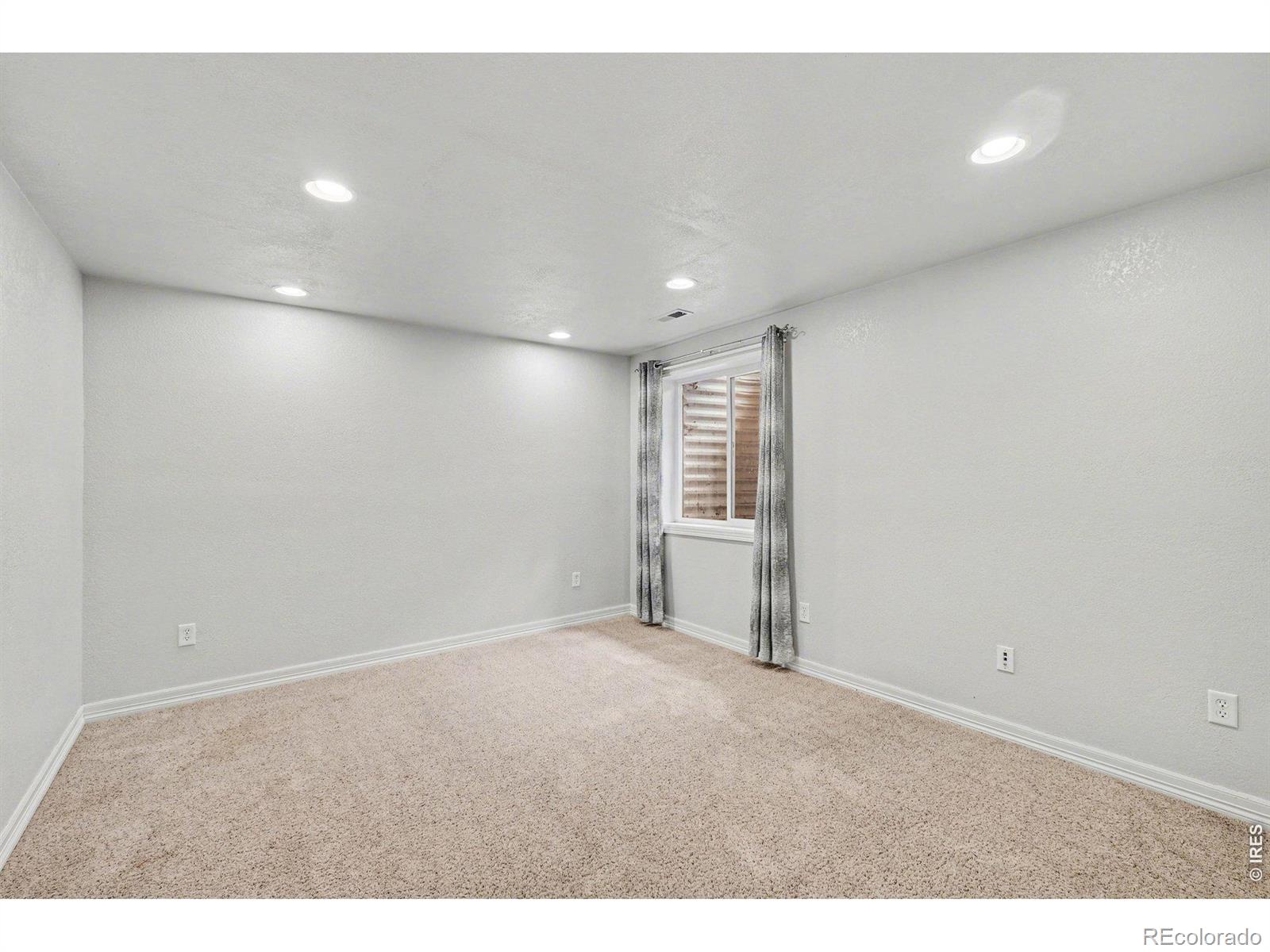 MLS Image #19 for 1015  andrews peak drive,fort collins, Colorado