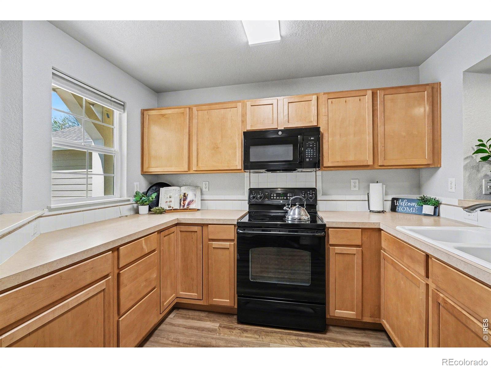 MLS Image #7 for 1015  andrews peak drive,fort collins, Colorado