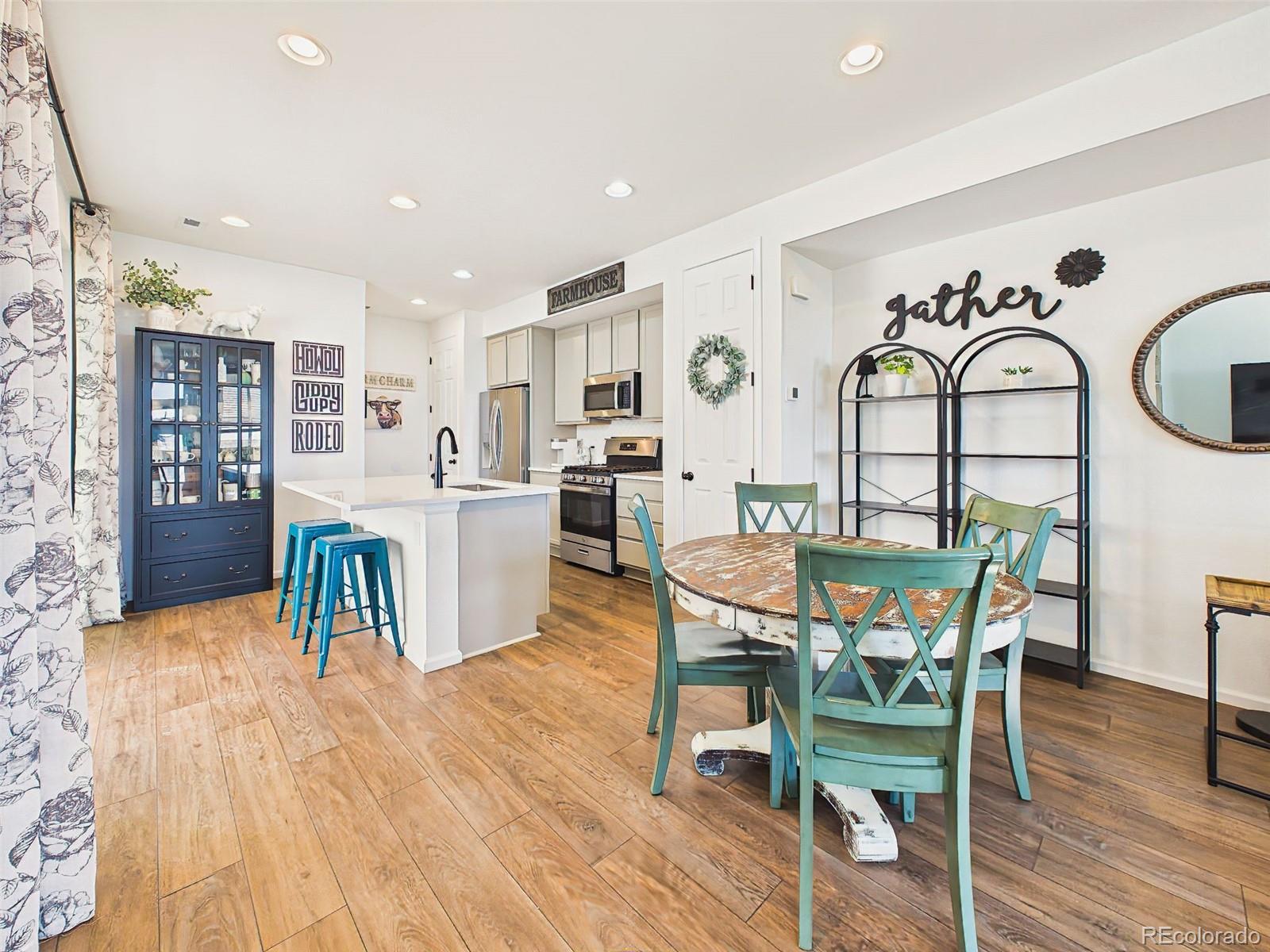 MLS Image #10 for 5047  baseline view,colorado springs, Colorado