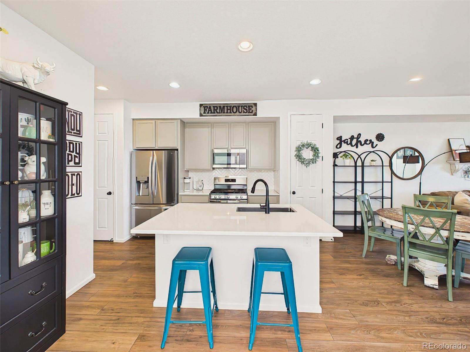 MLS Image #15 for 5047  baseline view,colorado springs, Colorado