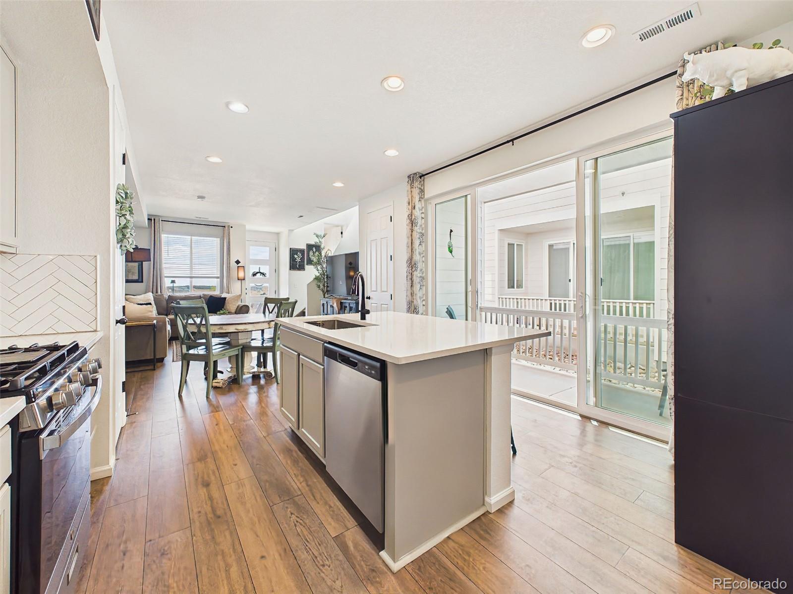 MLS Image #20 for 5047  baseline view,colorado springs, Colorado