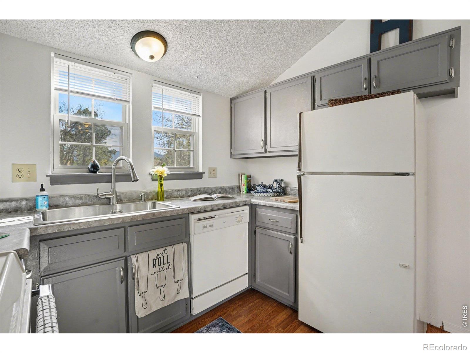 MLS Image #6 for 6745  mountain top lane,colorado springs, Colorado