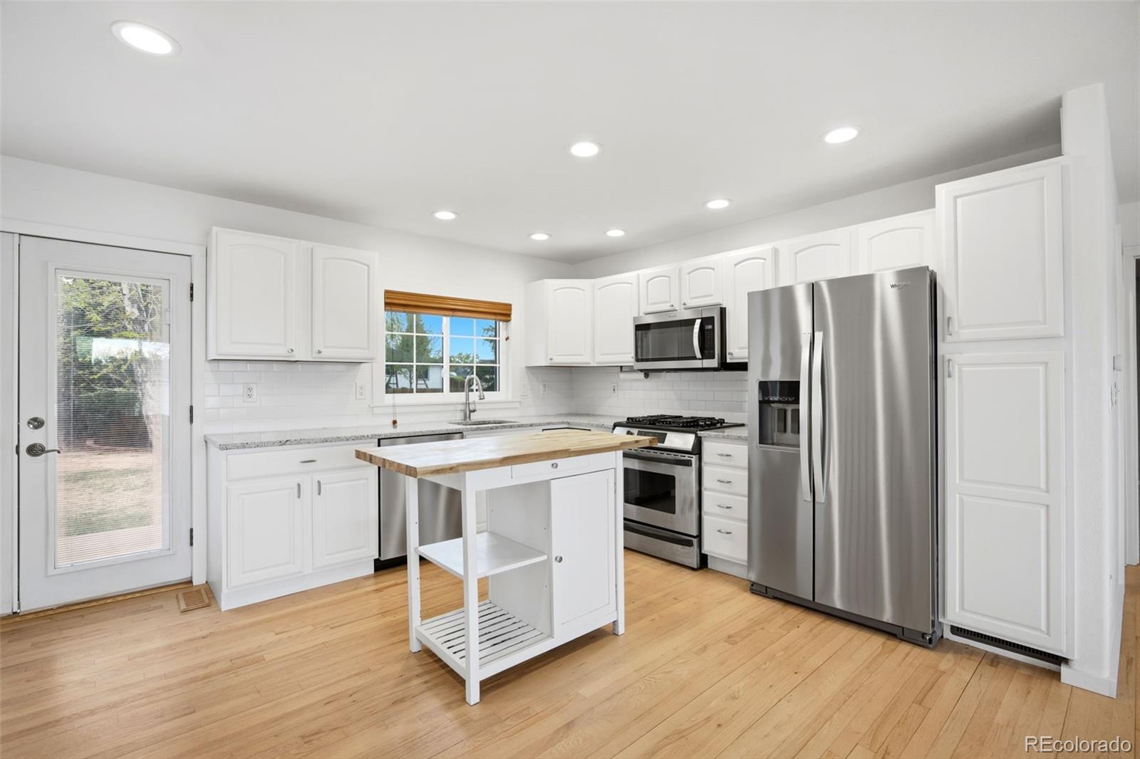 MLS Image #3 for 6437 s dover street,littleton, Colorado