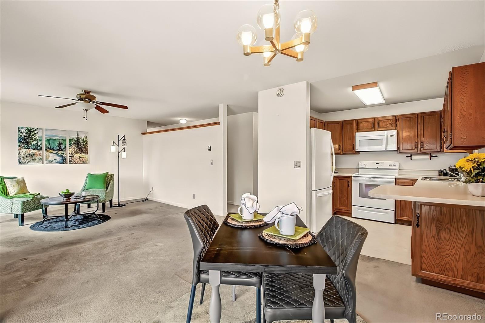 MLS Image #3 for 2450  palmer park boulevard,colorado springs, Colorado
