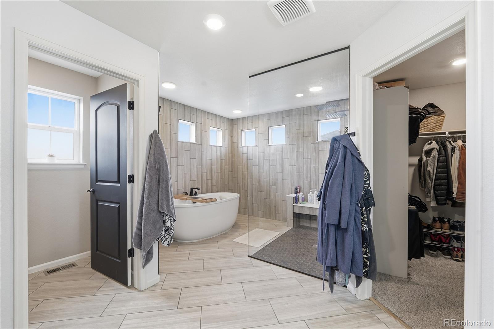 MLS Image #22 for 22268 e 45th place,aurora, Colorado