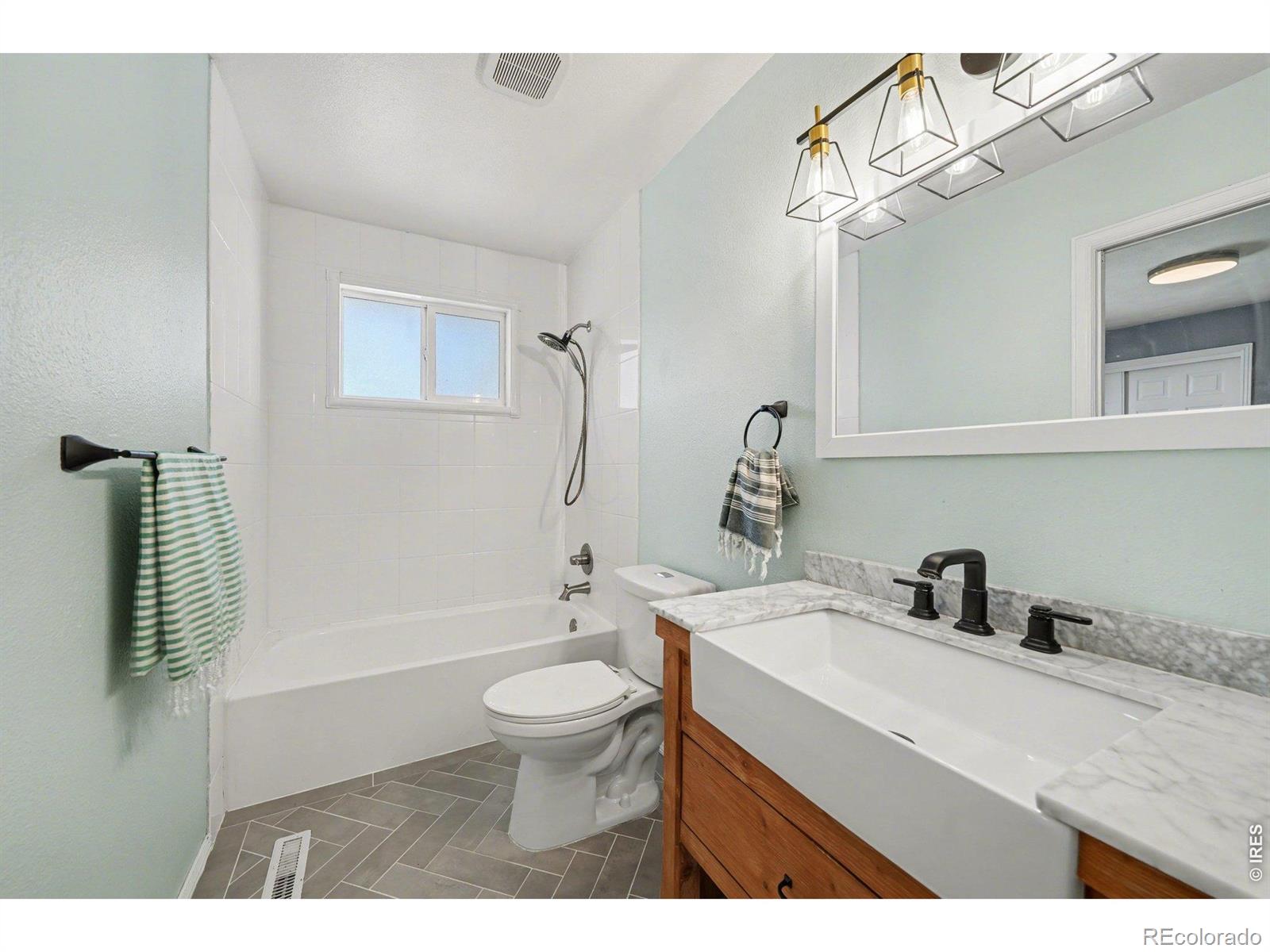 MLS Image #14 for 731  23rd street,loveland, Colorado
