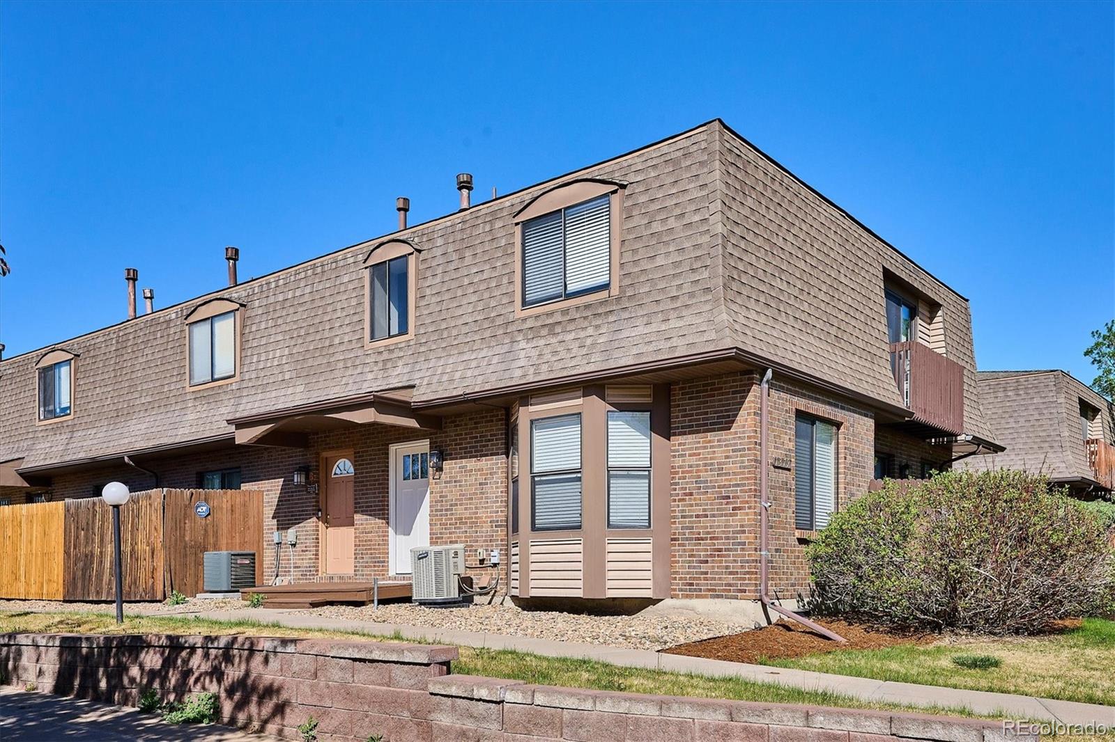 MLS Image #2 for 1379 s idalia street,aurora, Colorado
