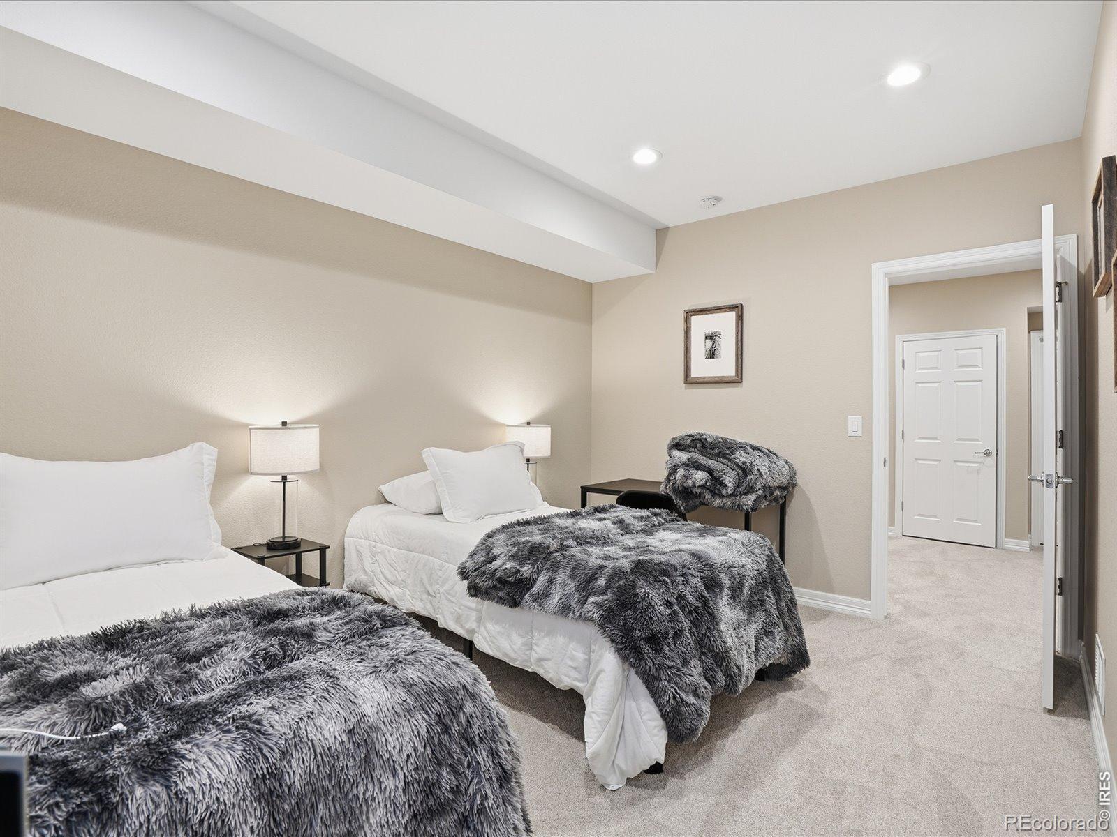 MLS Image #28 for 16058  humboldt peak drive,broomfield, Colorado