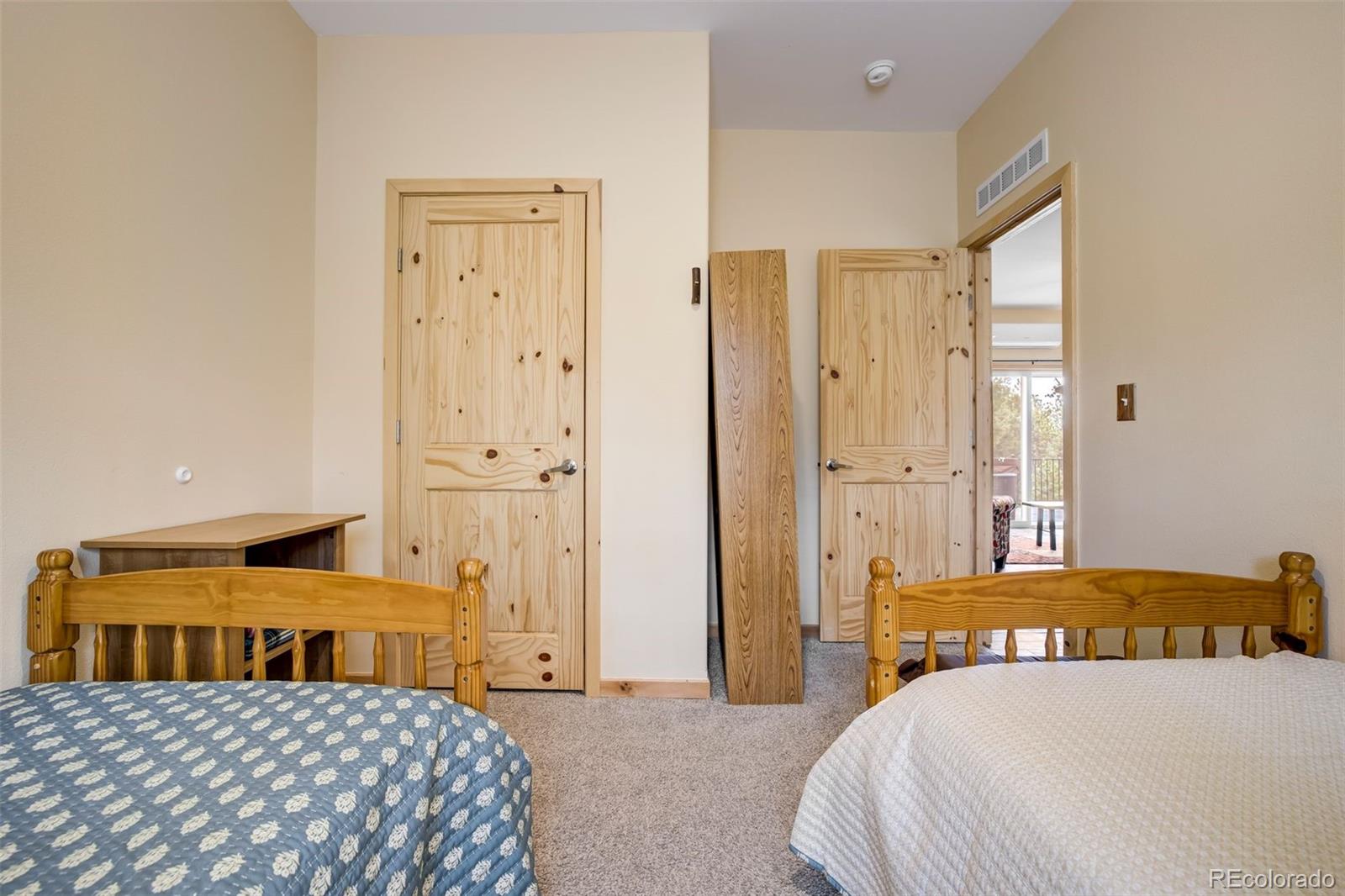MLS Image #37 for 858  fossil creek road,florissant, Colorado