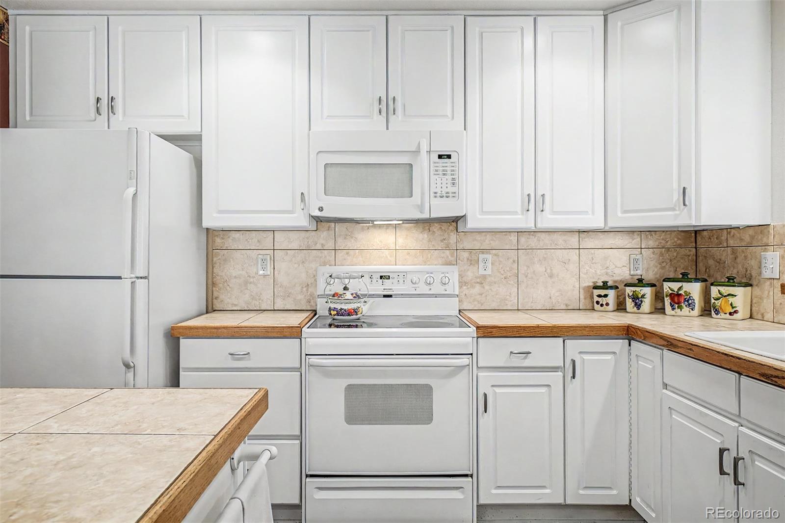 MLS Image #13 for 6340  deframe way,arvada, Colorado