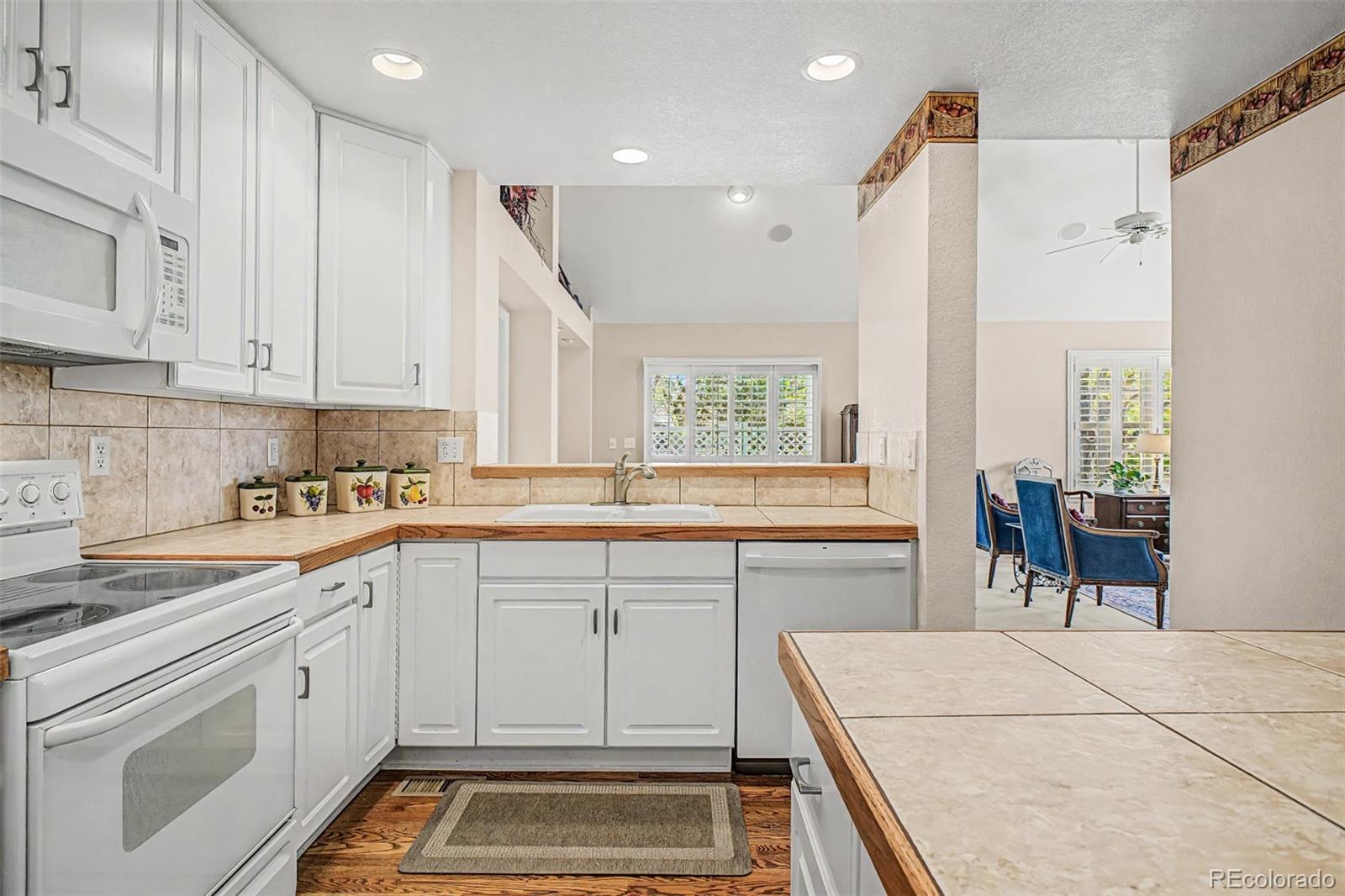 MLS Image #14 for 6340  deframe way,arvada, Colorado