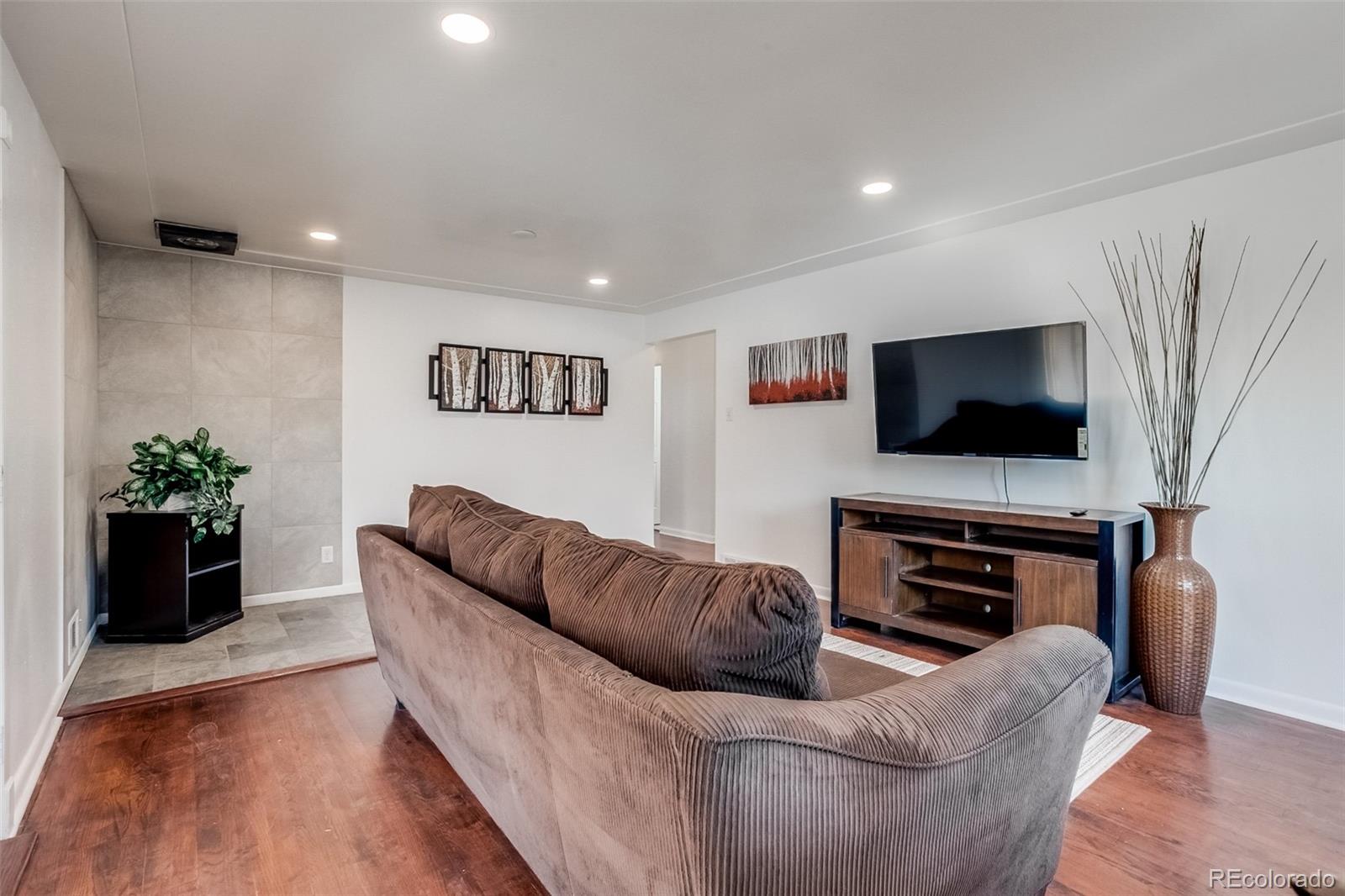 MLS Image #5 for 7101  wolff street,westminster, Colorado
