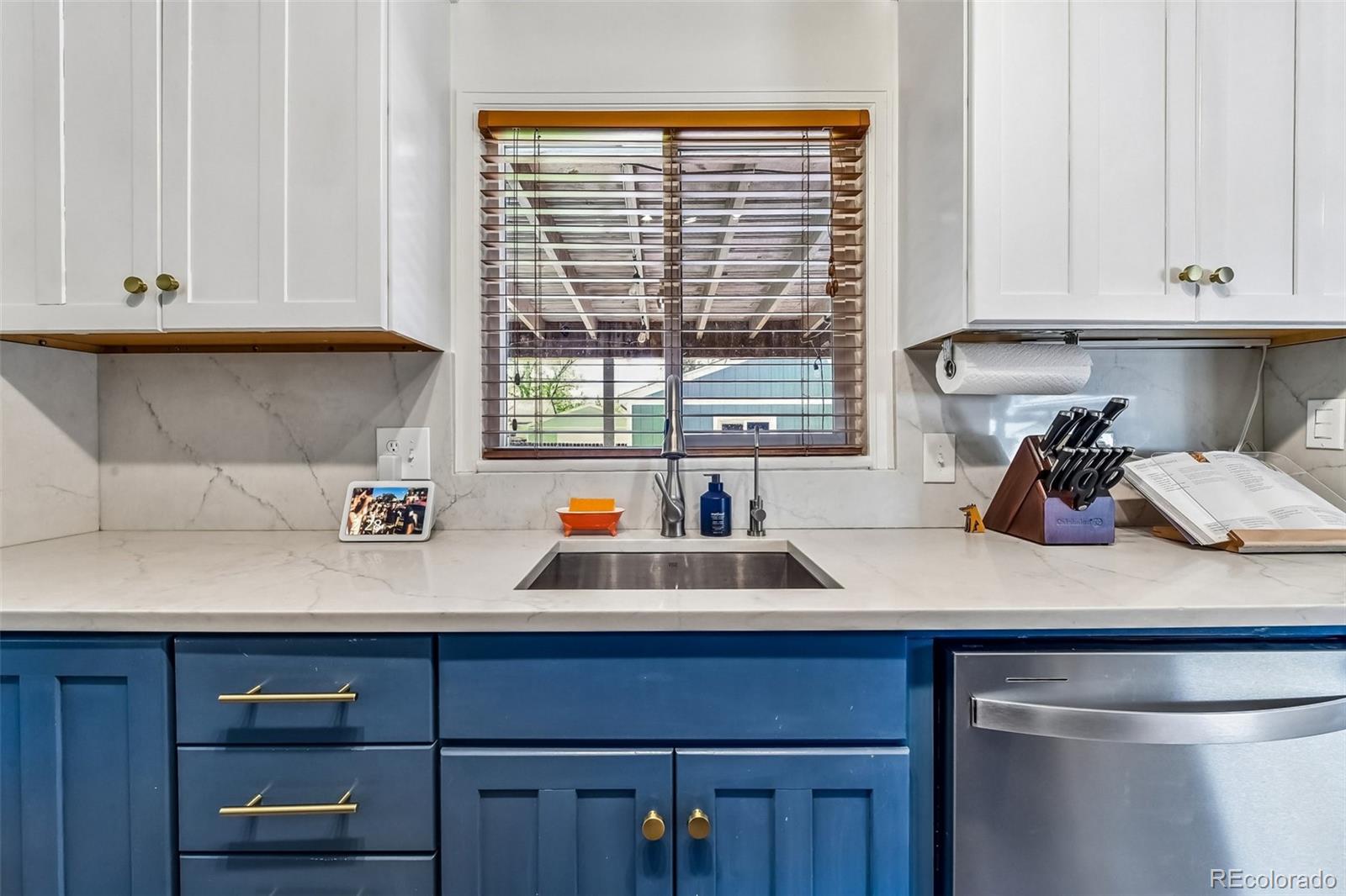 MLS Image #16 for 1825 s adams street,denver, Colorado
