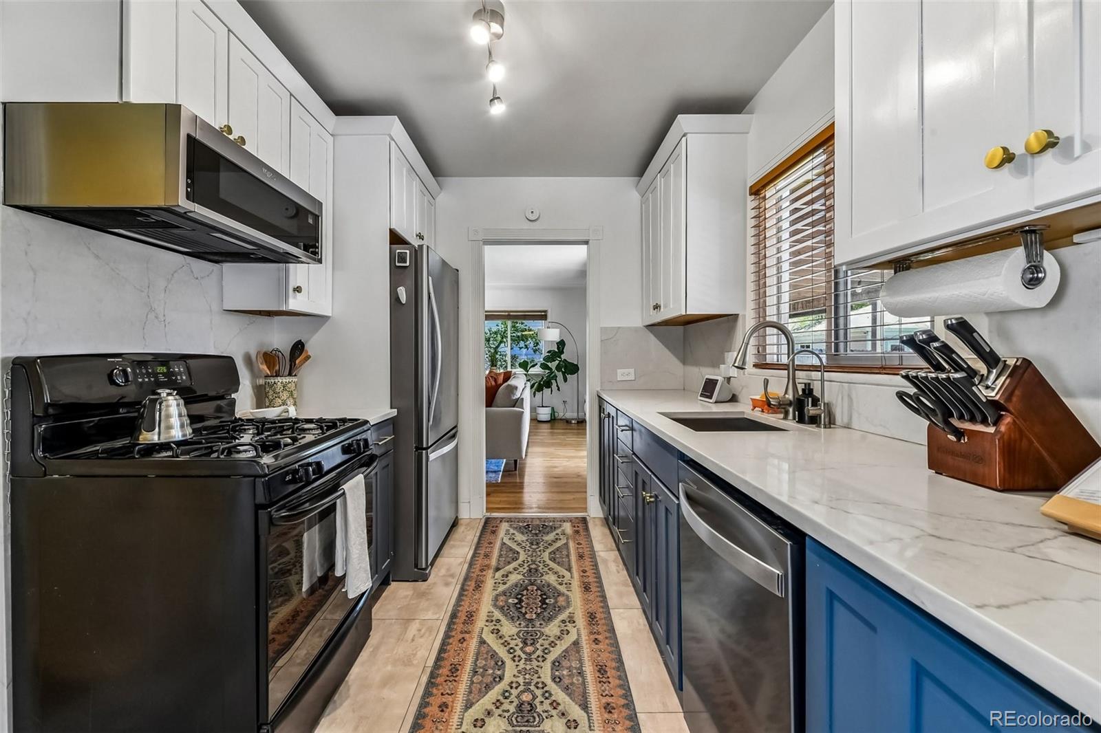 MLS Image #17 for 1825 s adams street,denver, Colorado