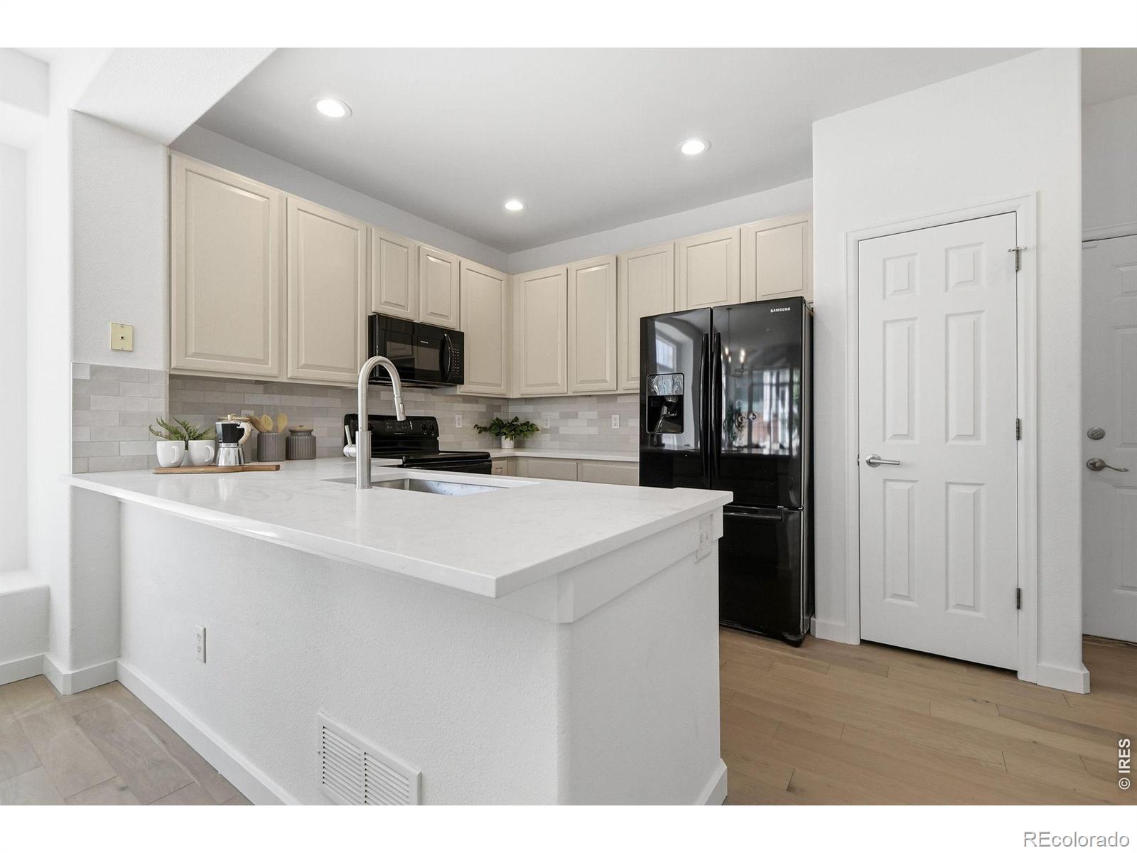MLS Image #12 for 2855  rock creek circle,superior, Colorado