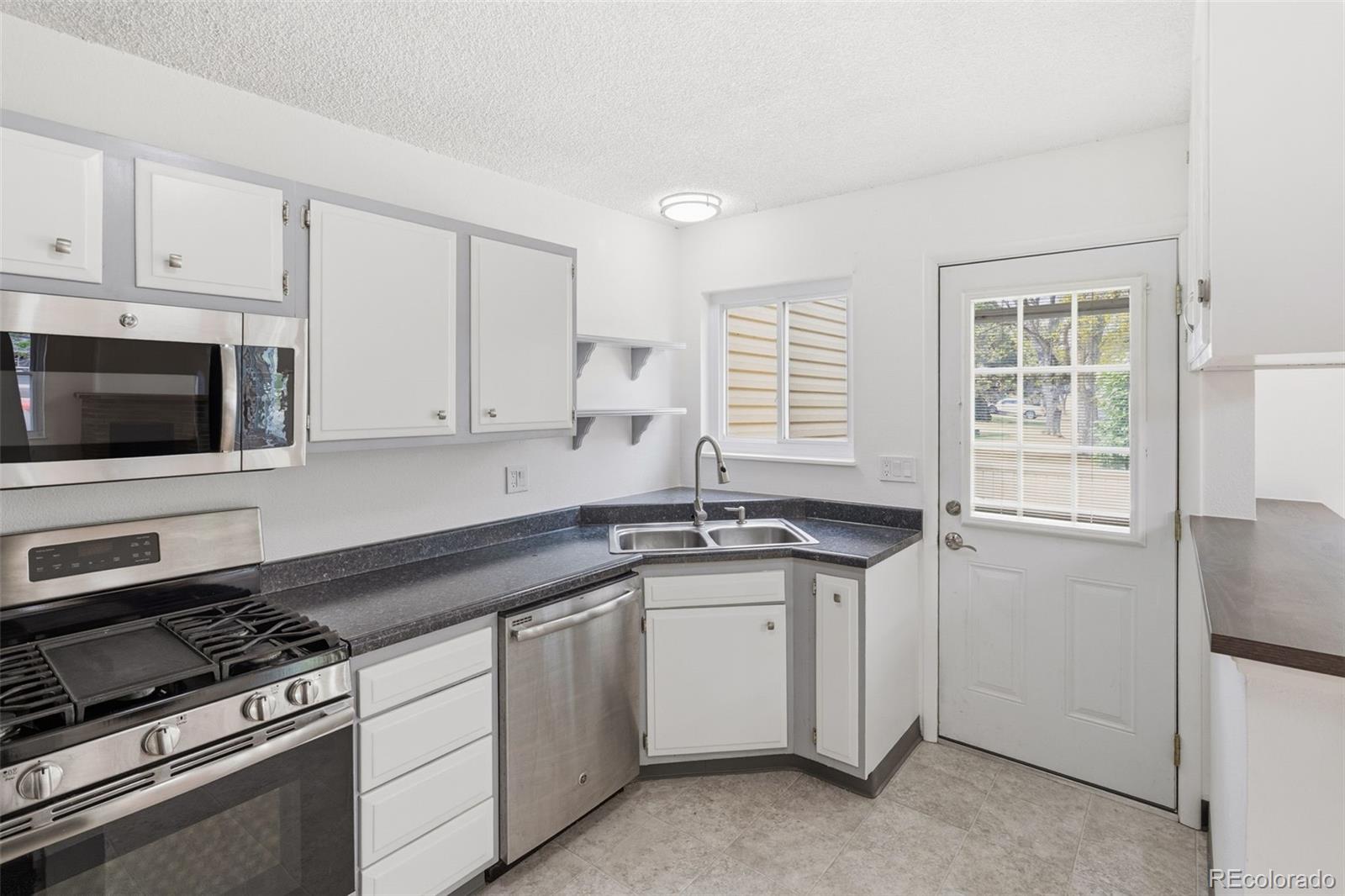 MLS Image #10 for 1719 s lee street,lakewood, Colorado