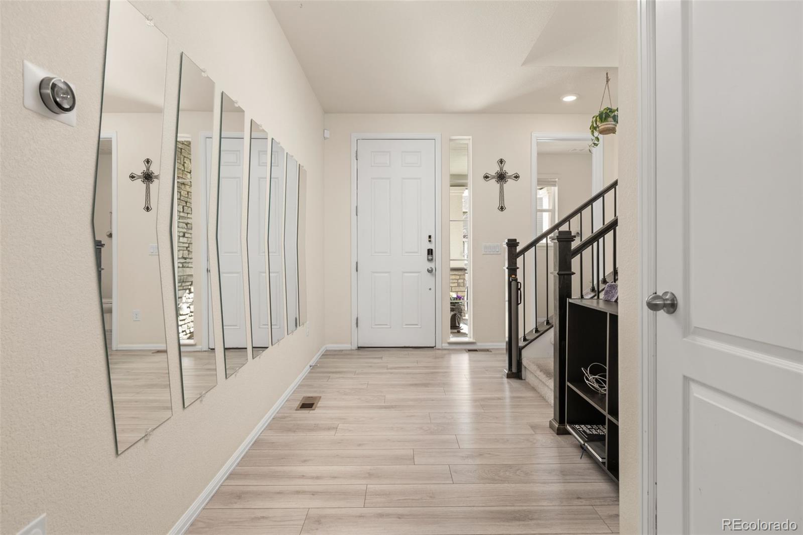 MLS Image #6 for 322 n patsburg street,aurora, Colorado