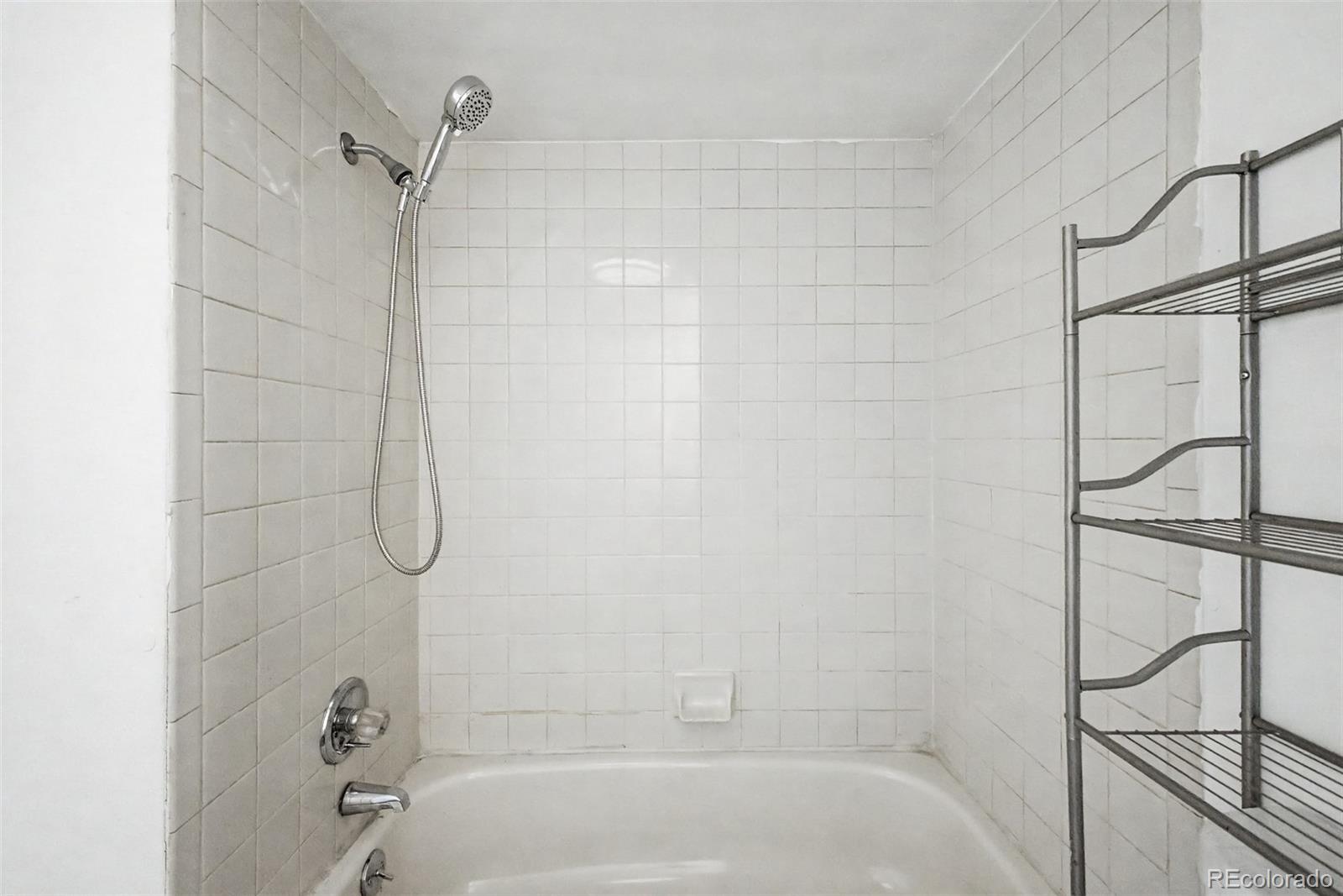 MLS Image #10 for 2929 w floyd avenue,denver, Colorado