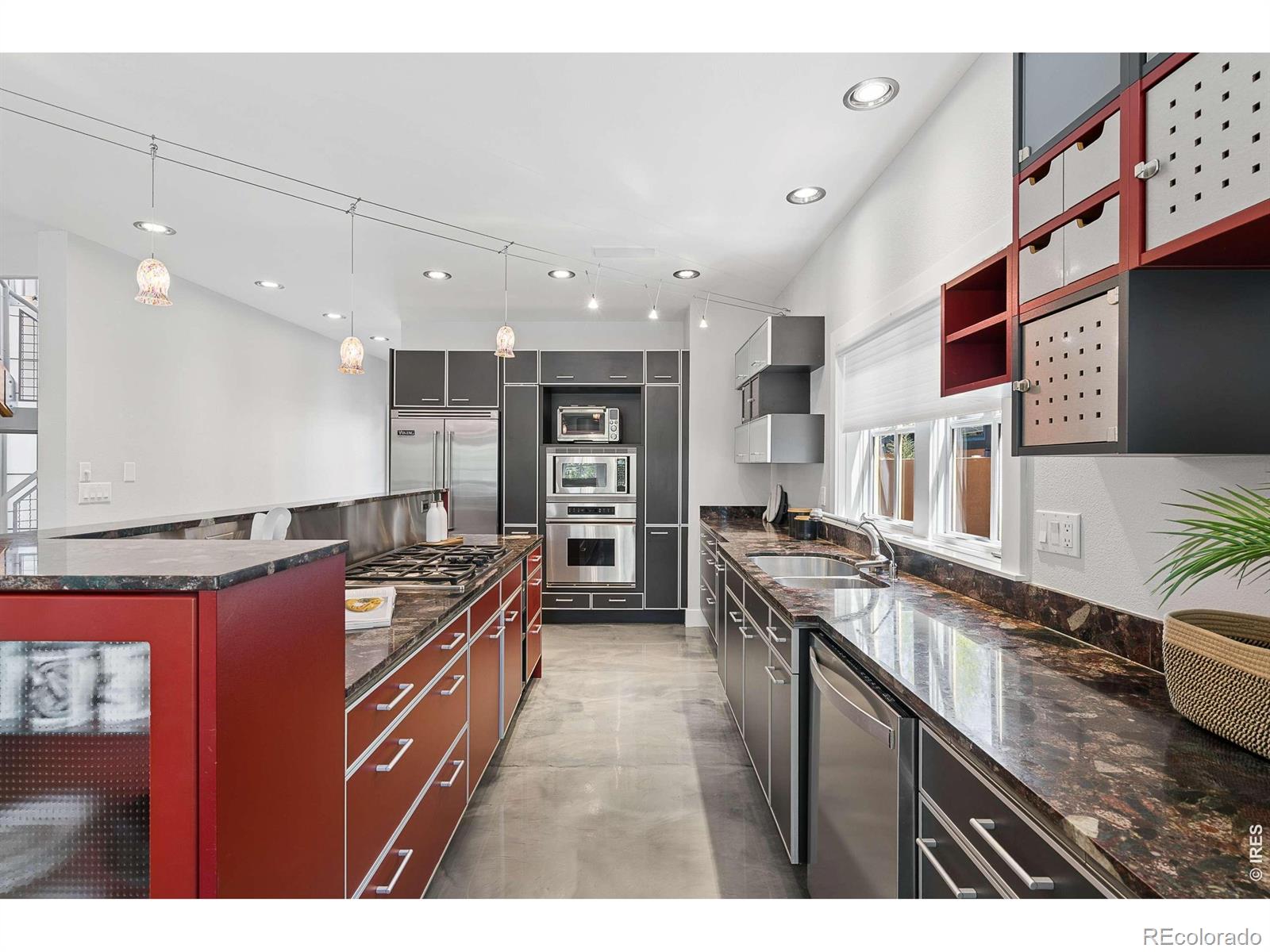 MLS Image #12 for 821  incorrigible circle,longmont, Colorado