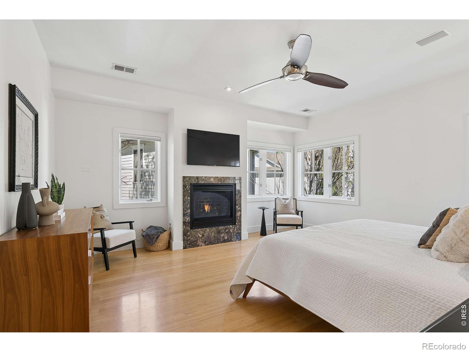 MLS Image #16 for 821  incorrigible circle,longmont, Colorado