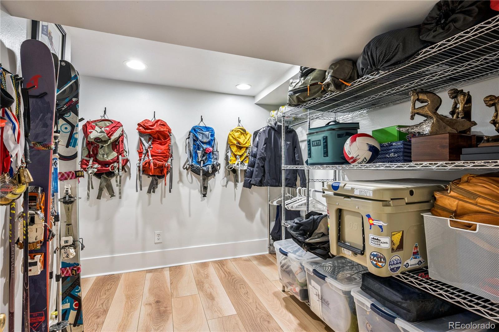 MLS Image #22 for 329 s williams street,denver, Colorado