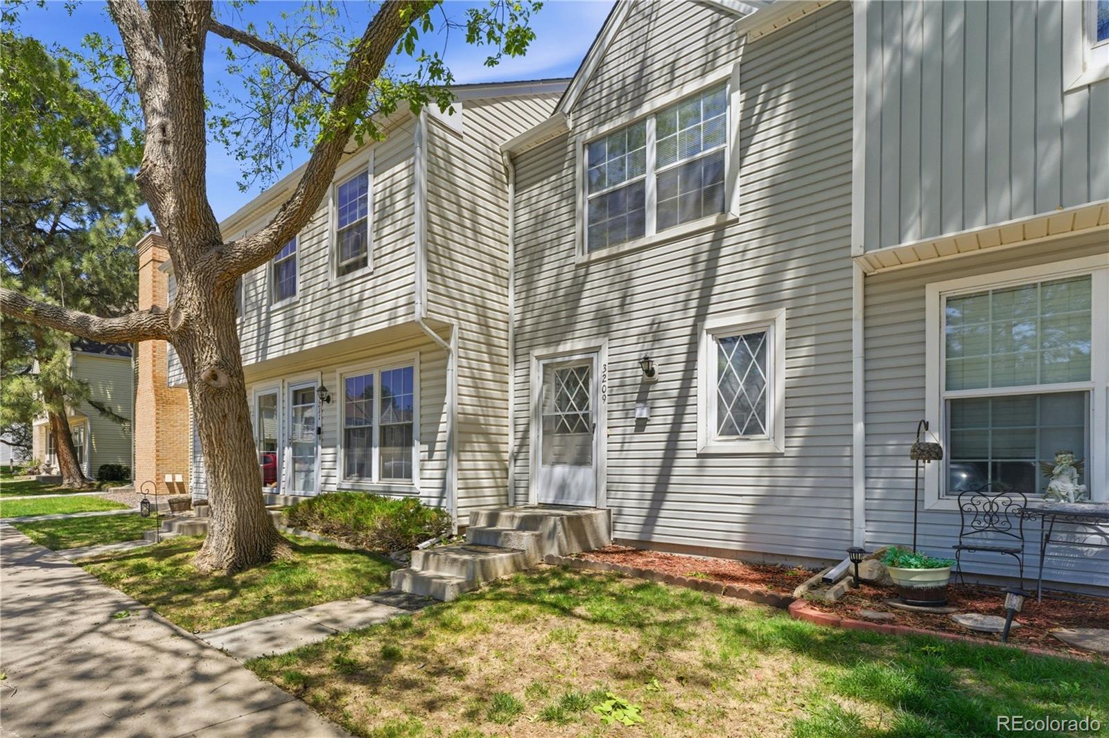 MLS Image #2 for 3209 s estes street,lakewood, Colorado