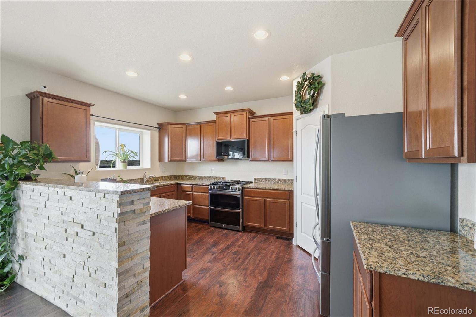 MLS Image #2 for 9598  dahlia lane ,thornton, Colorado