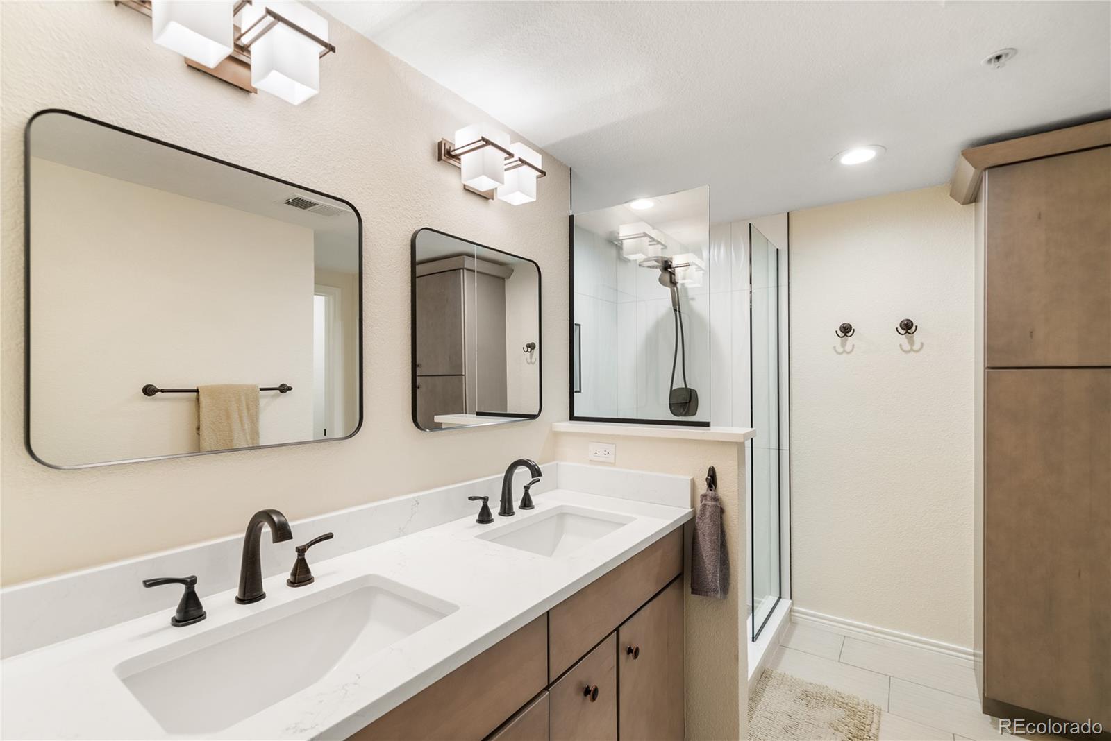 MLS Image #16 for 6 s monroe street,denver, Colorado