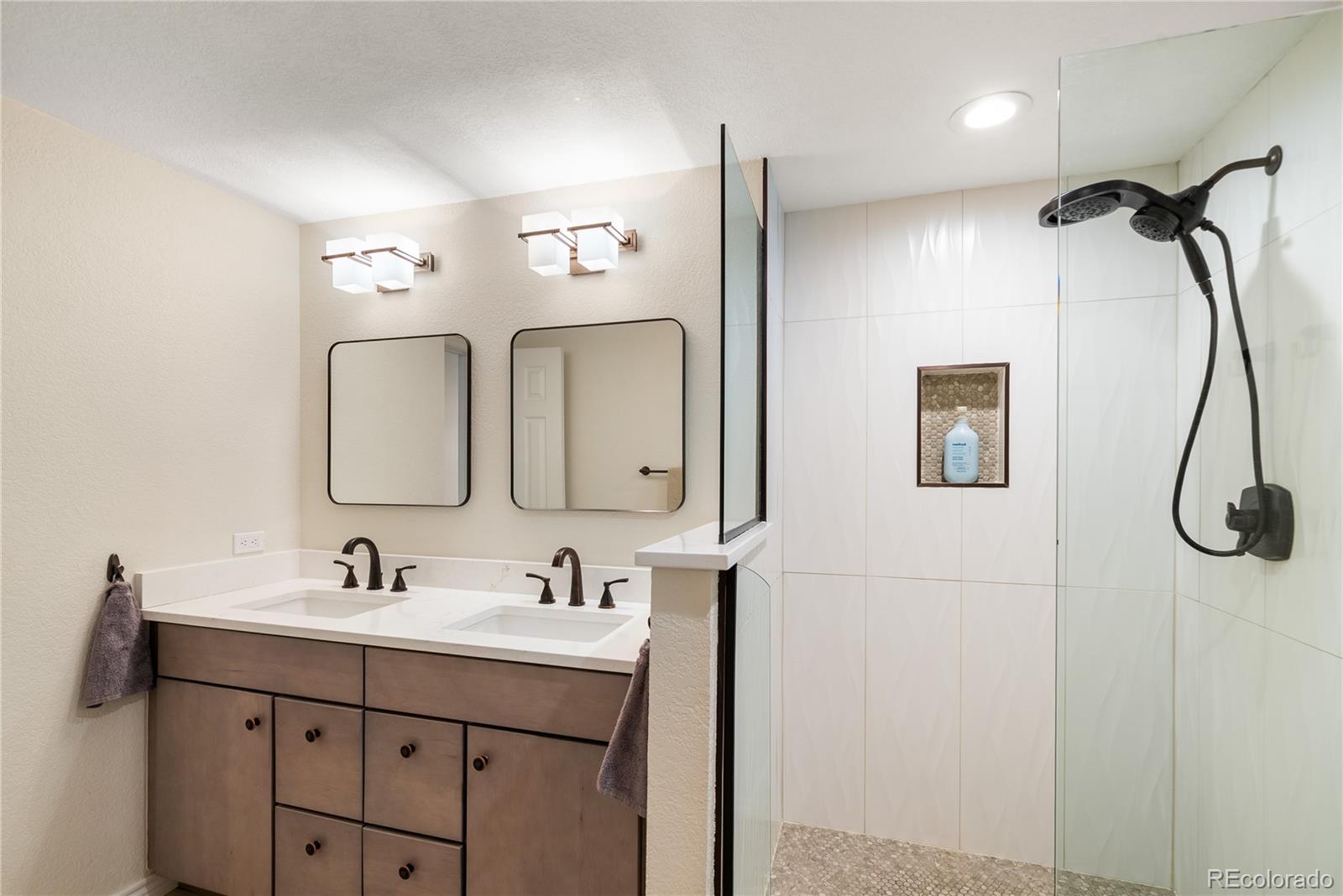 MLS Image #17 for 6 s monroe street,denver, Colorado