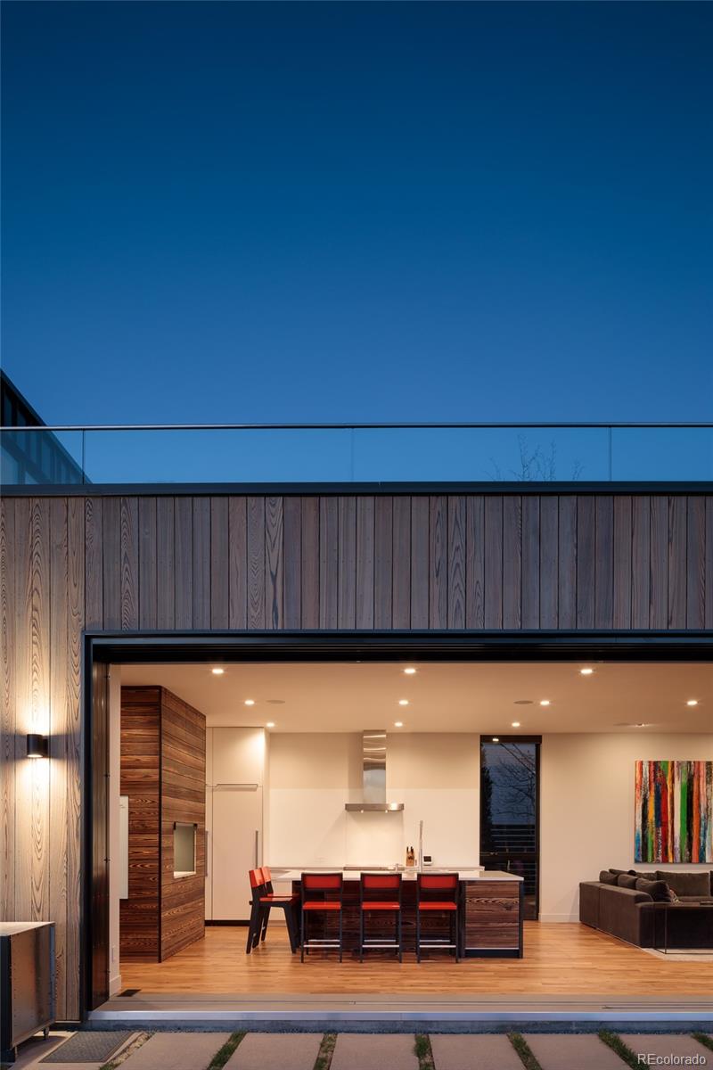 MLS Image #16 for 3011  lawrence street,denver, Colorado